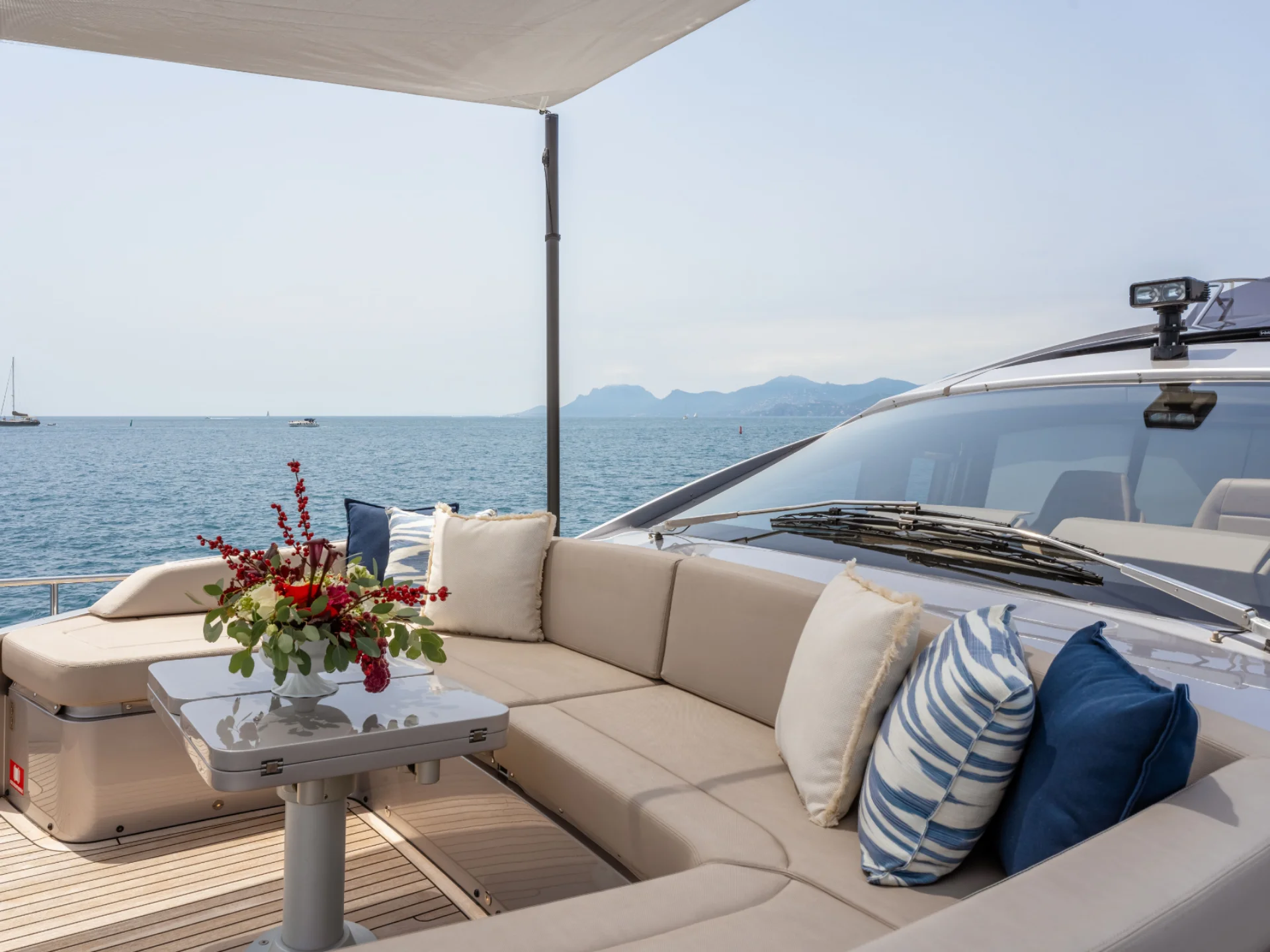 CHERRY | Pershing 8X - Pershing