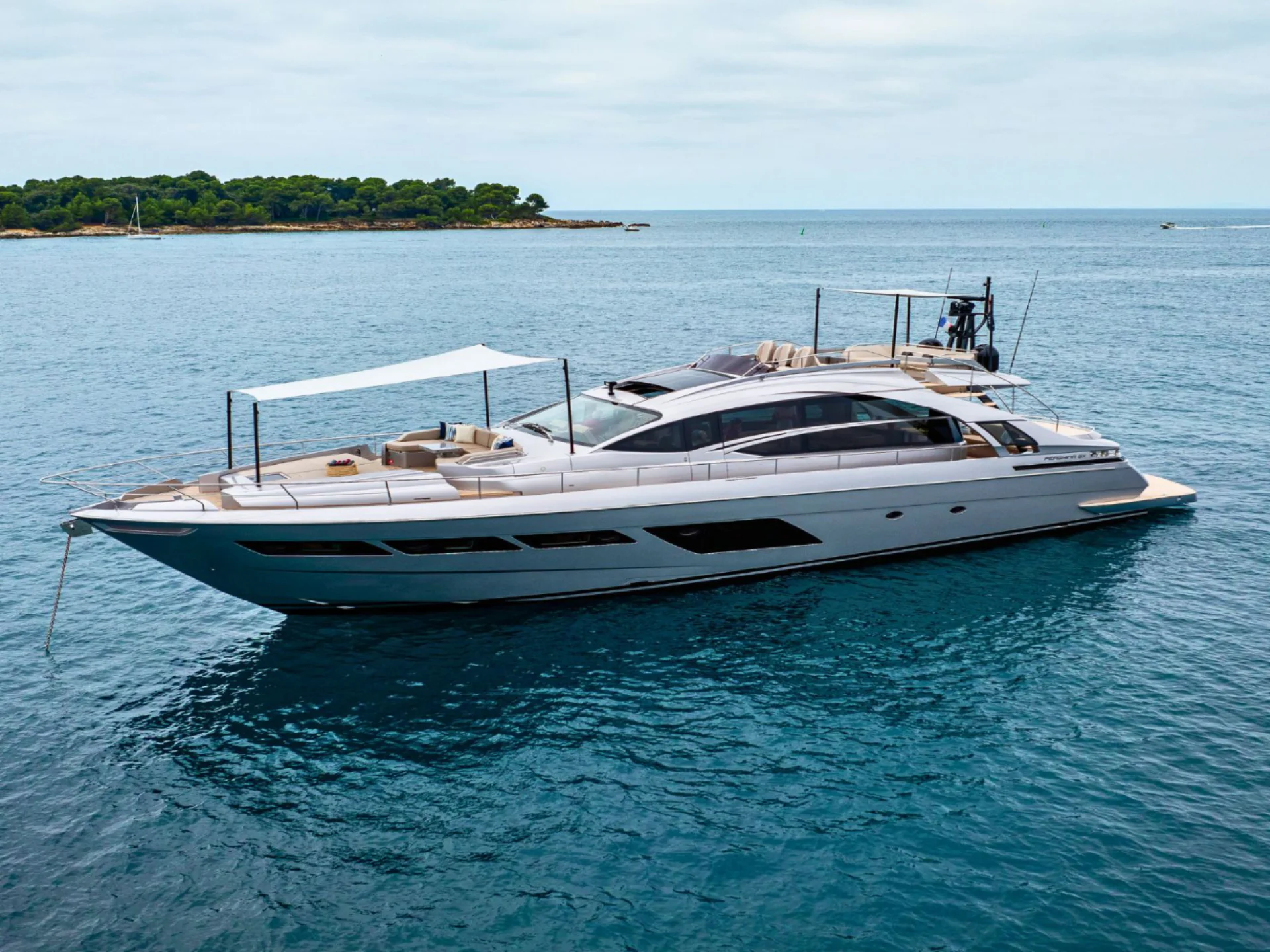 CHERRY | Pershing 8X - Pershing