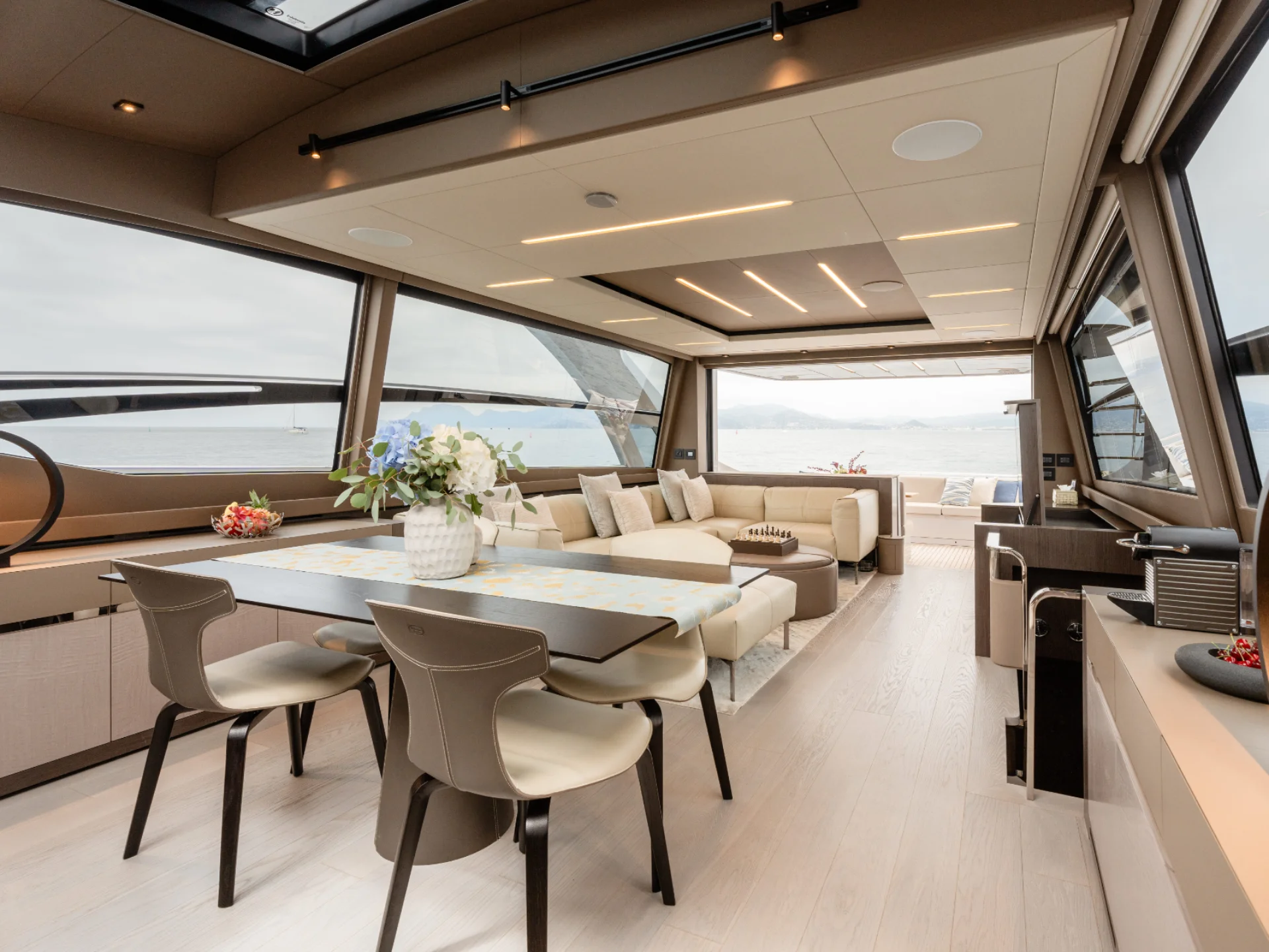 CHERRY | Pershing 8X - Pershing