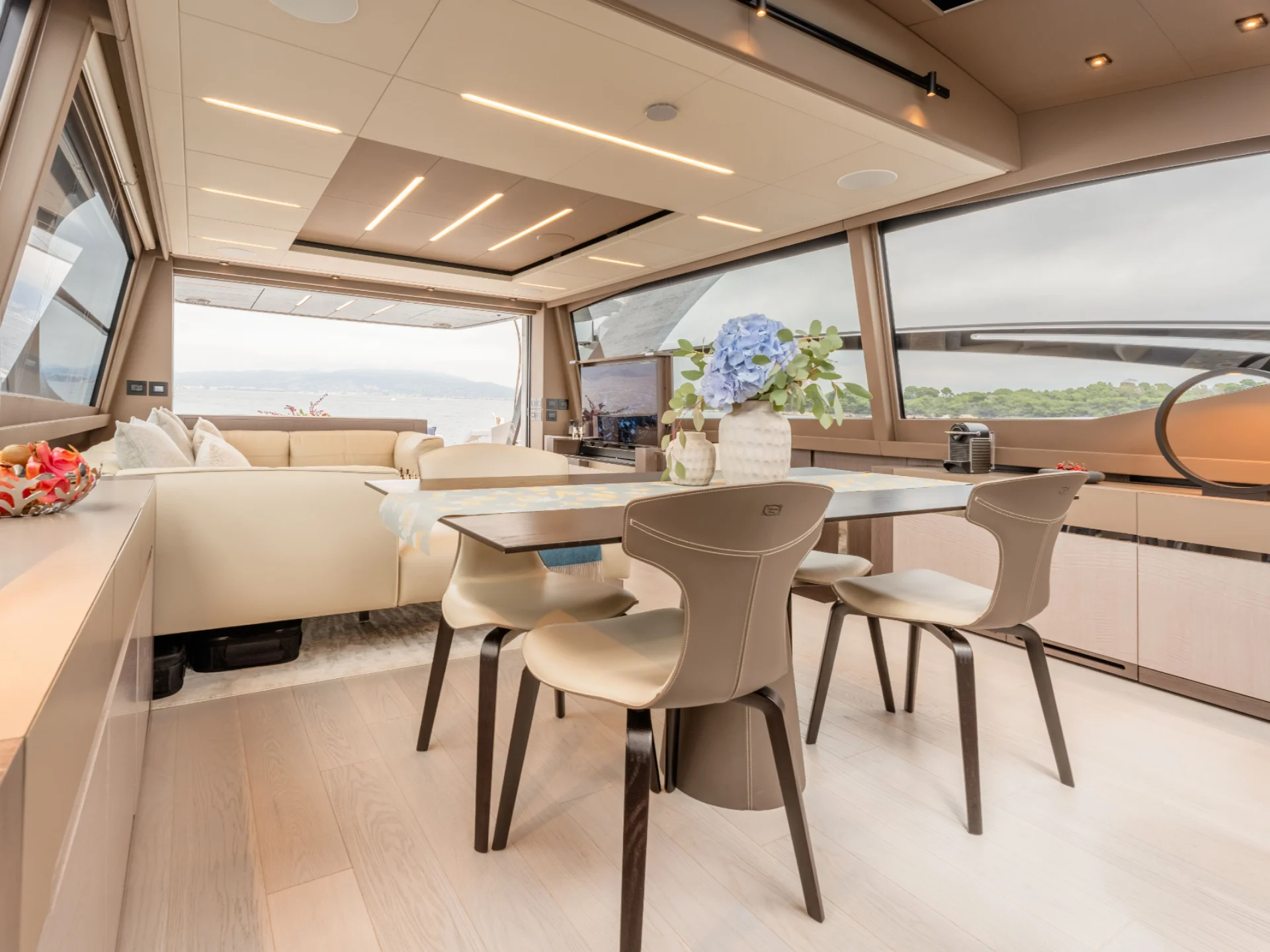 CHERRY | Pershing 8X - Pershing