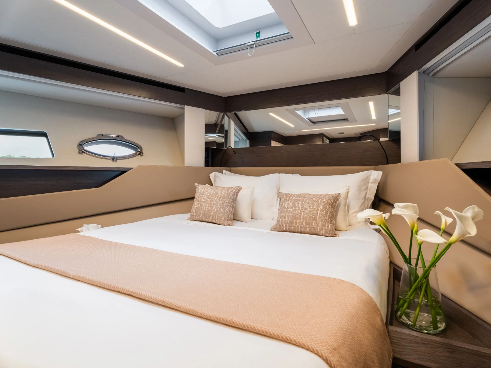 CHERRY | Pershing 8X - Pershing