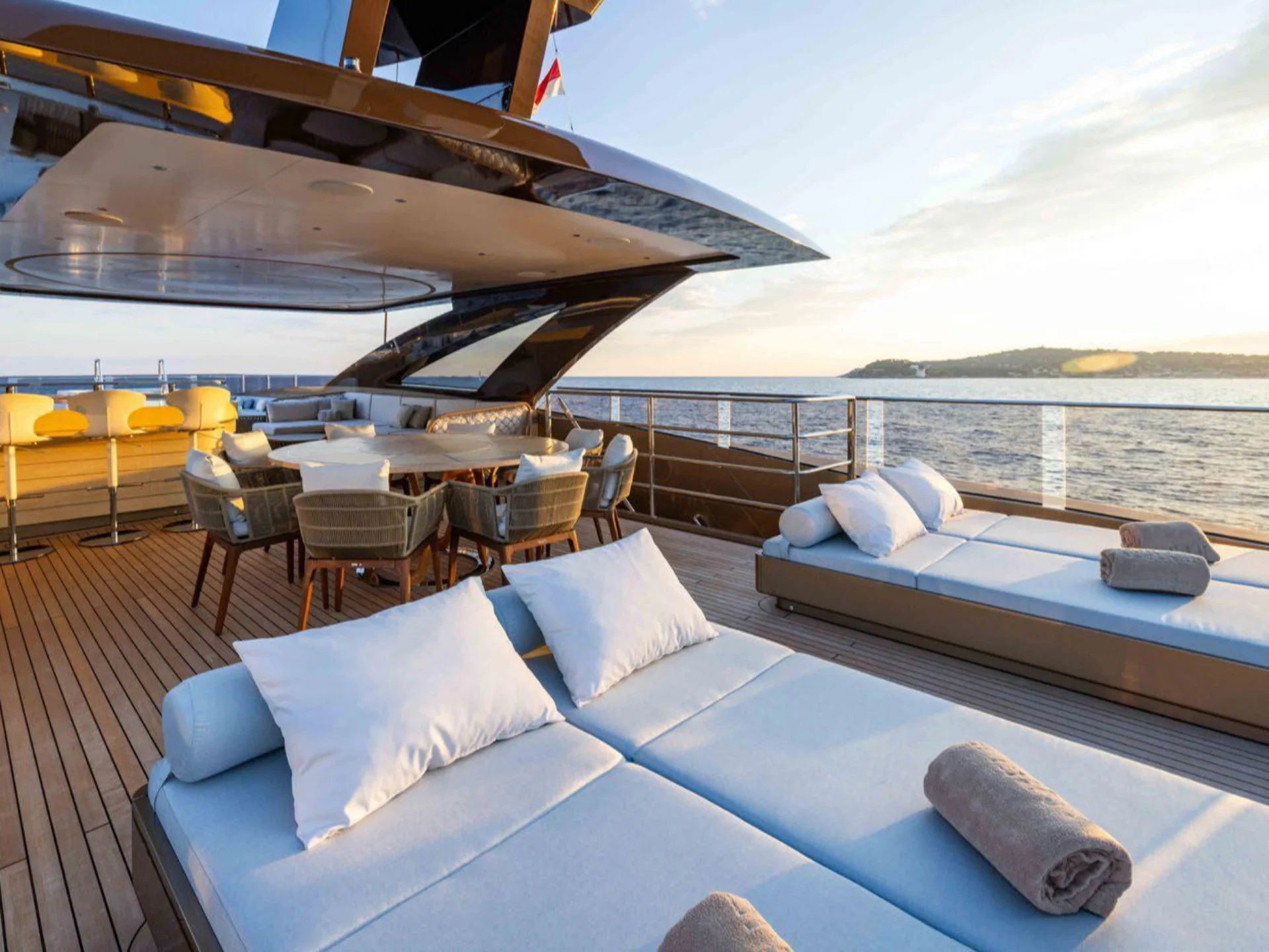 MY Anjelif | Columbus 50M - Other