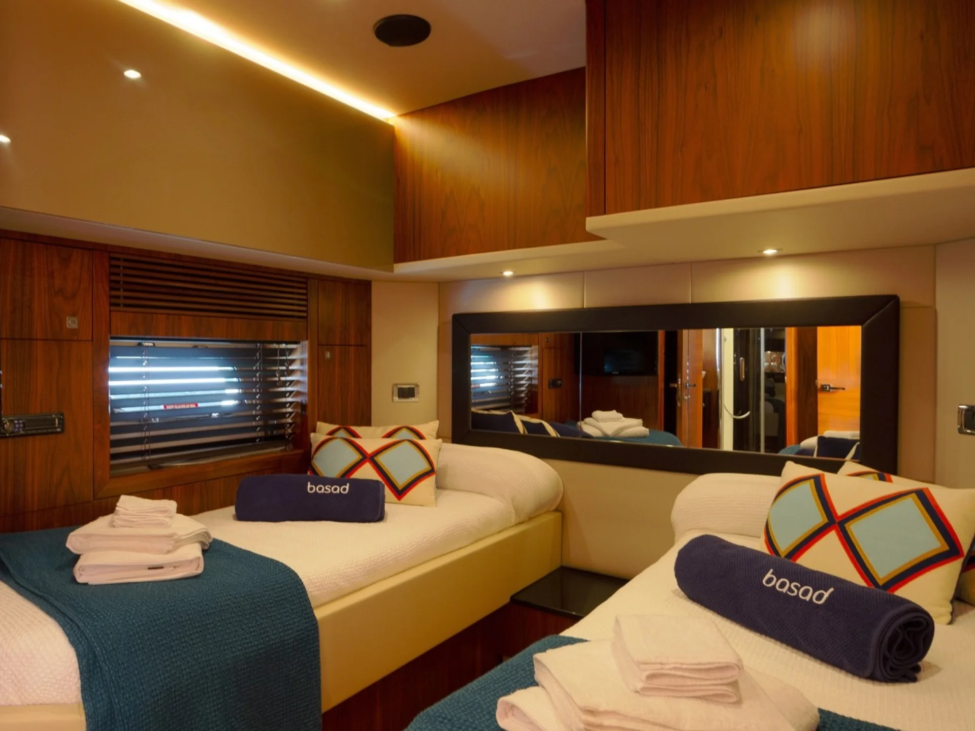 BASAD | Sunseeker Predator 84 - Sunseeker