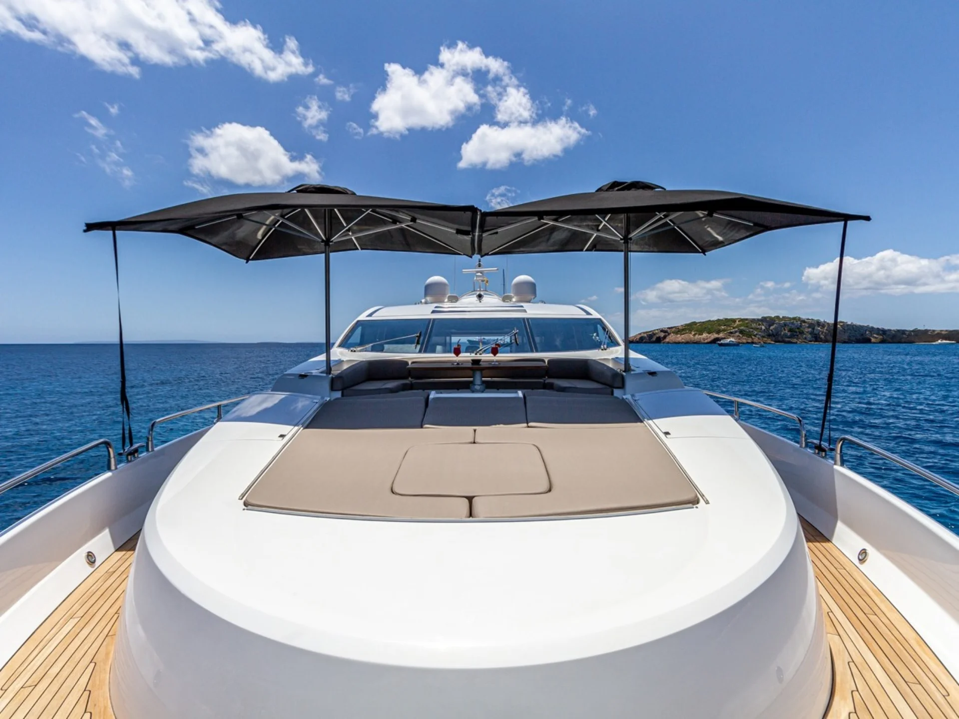 BASAD | Sunseeker Predator 84 - Sunseeker