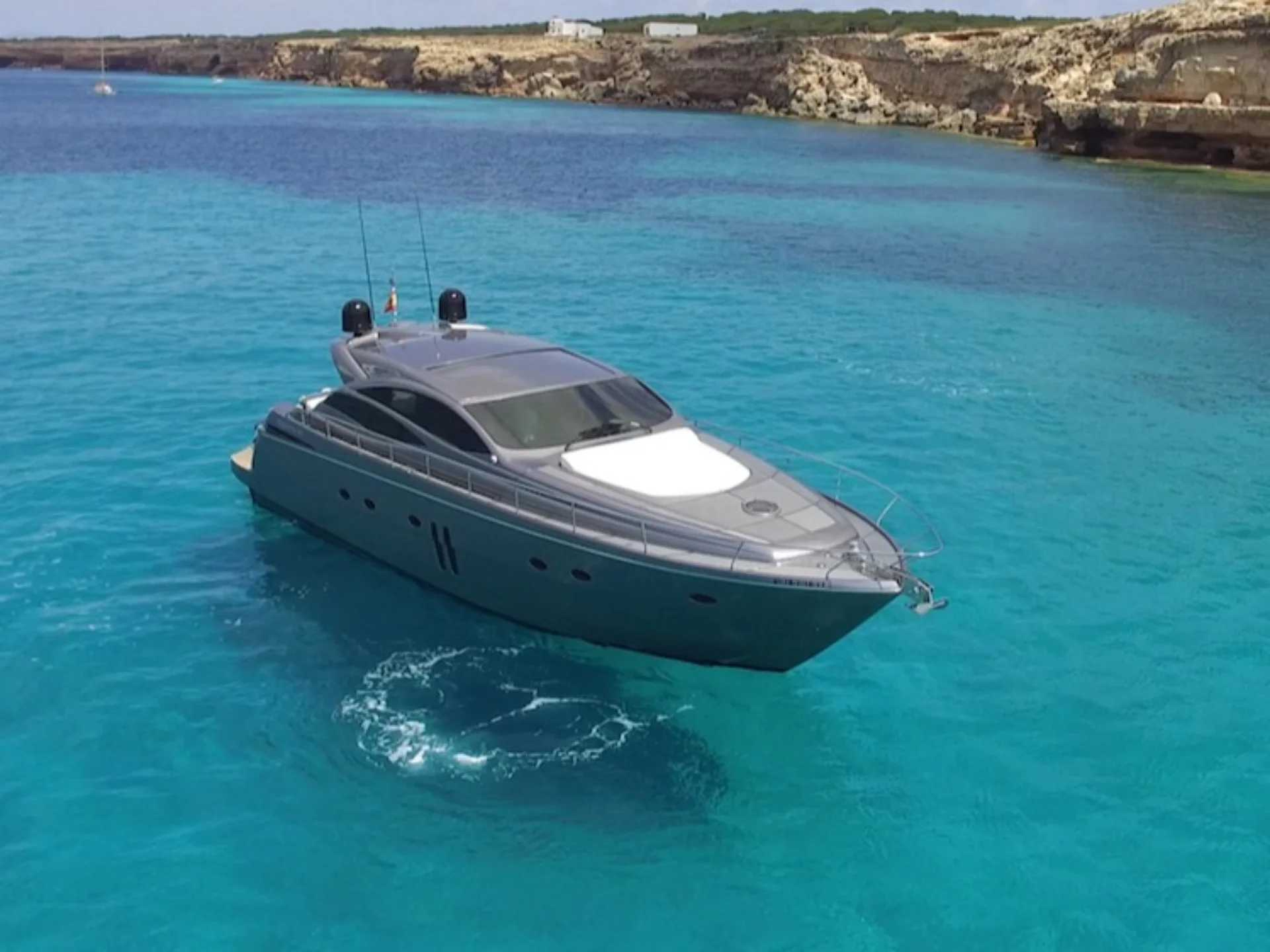 OPTIMUM | Pershing 62 - Pershing