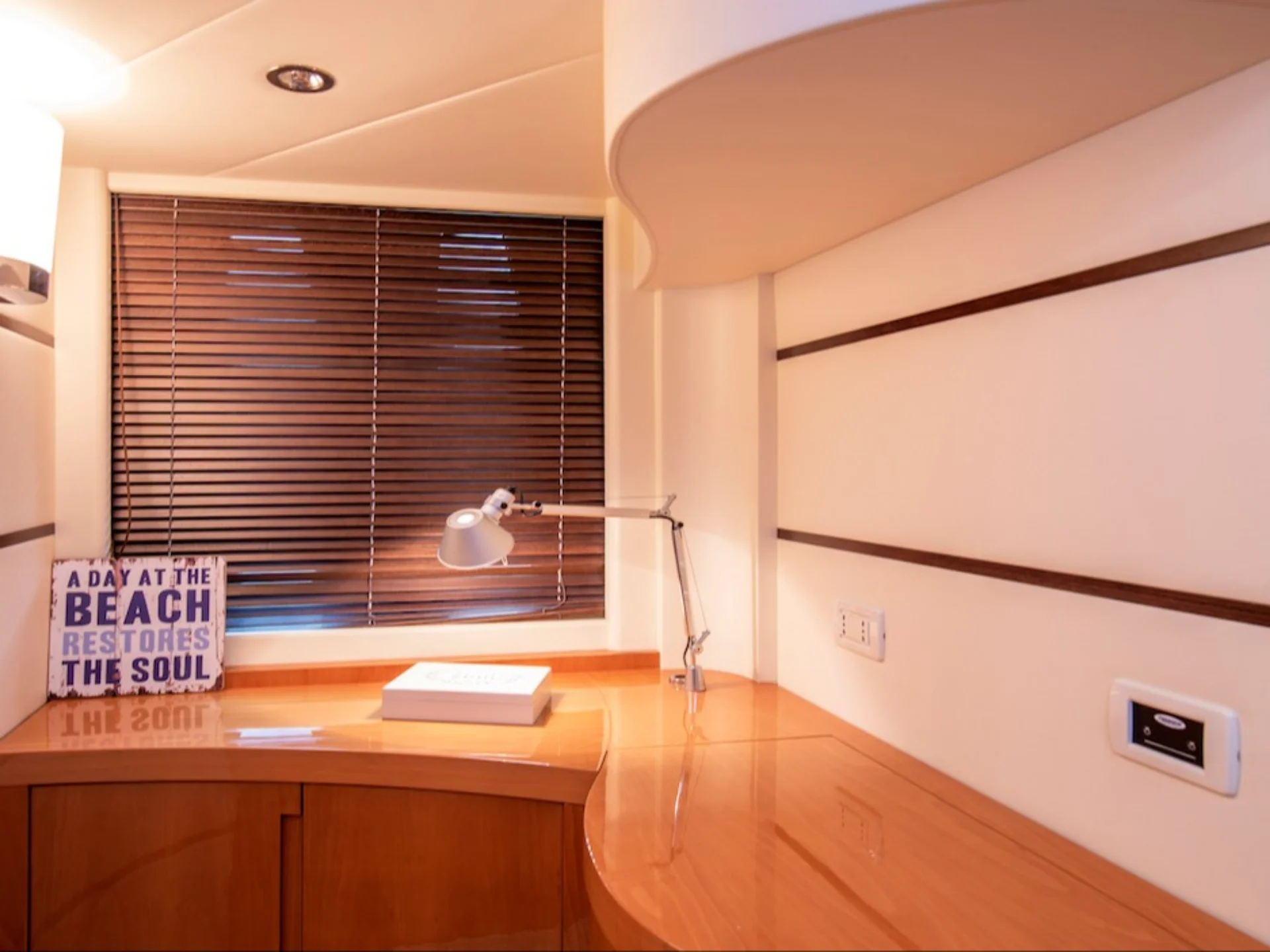 OPTIMUM | Pershing 62 - Pershing