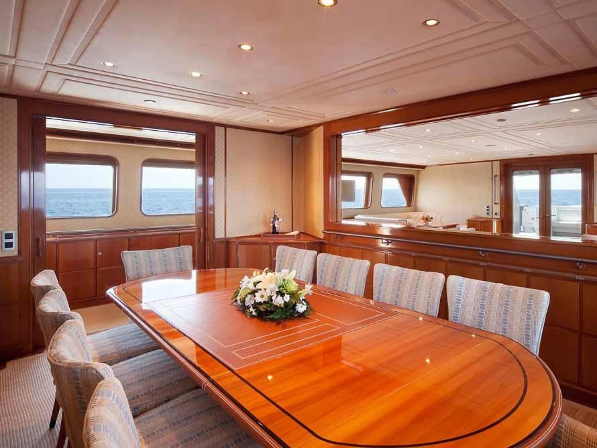 FONERS | Custom Royal 150 - Custom