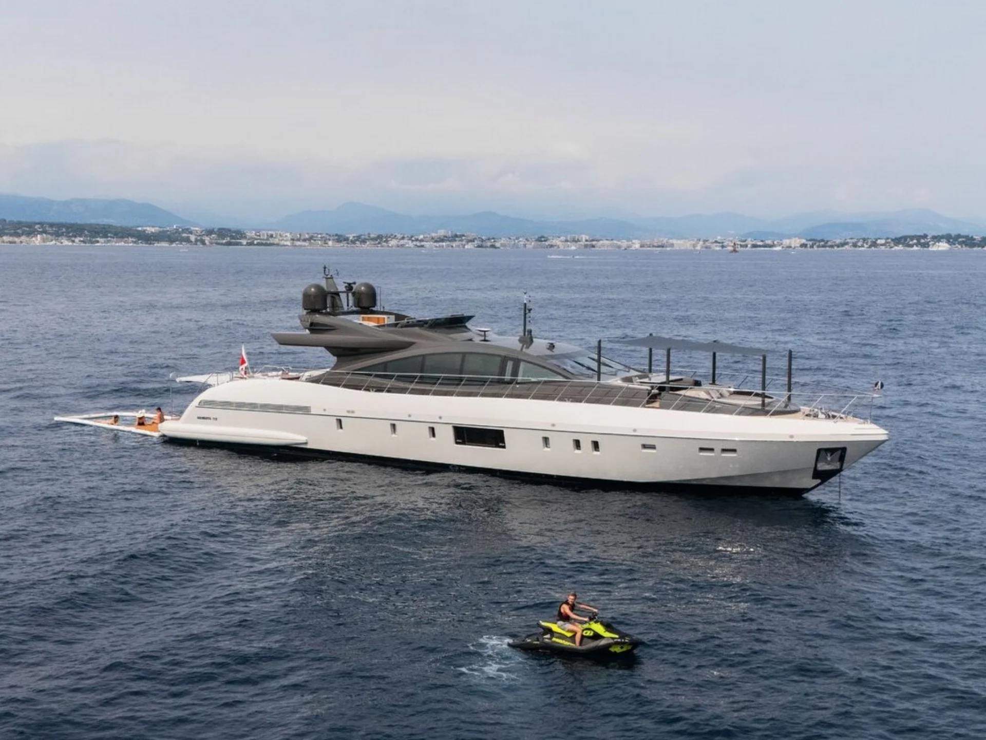 FANAMAX | Mangusta 110 - Mangusta