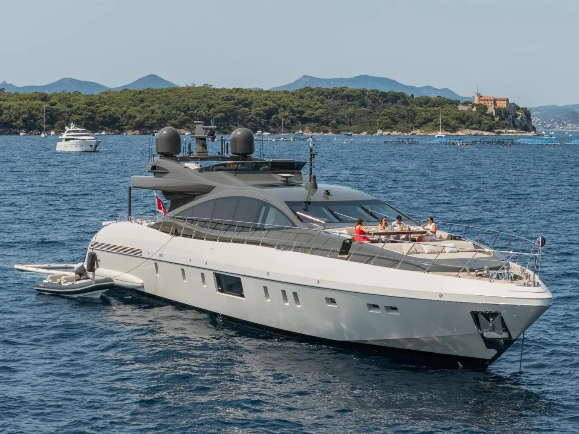 FANAMAX | Mangusta 110 - Mangusta