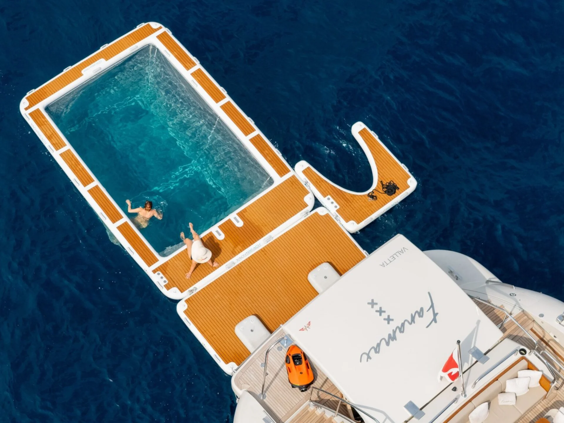 FANAMAX | Mangusta 110 - Mangusta