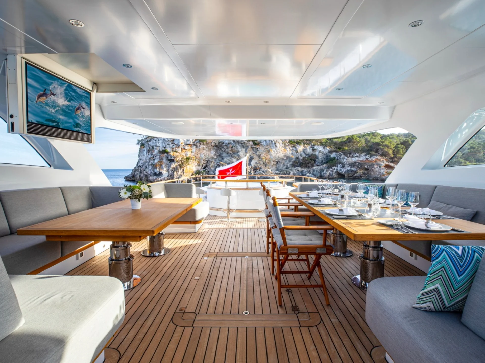 DELTA ONE  |  Mulder ThirtySix - Mulder