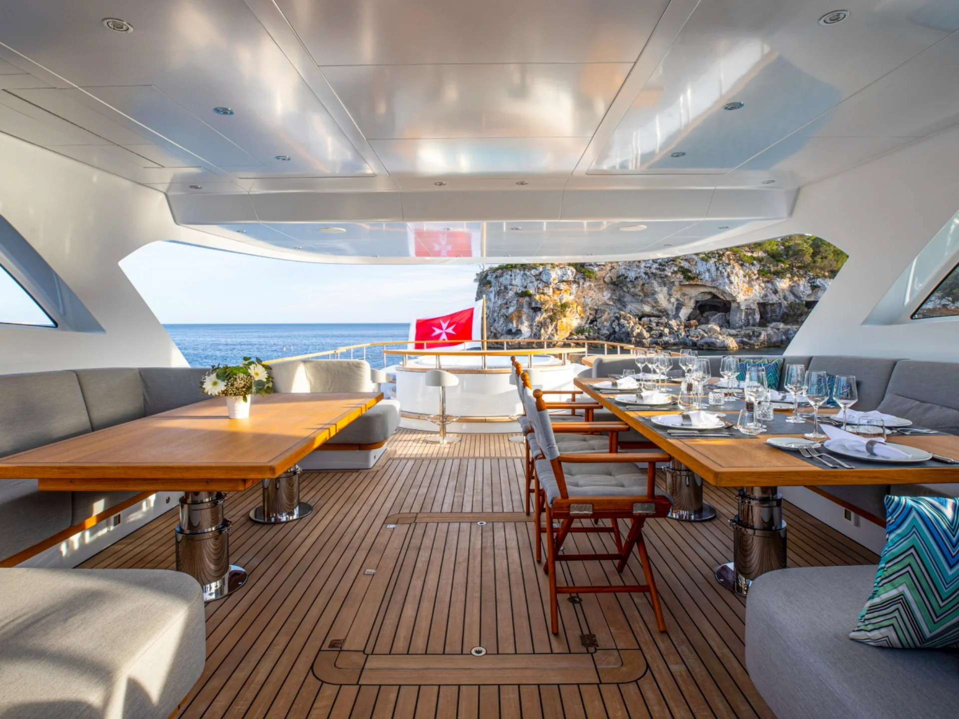 DELTA ONE  |  Mulder ThirtySix - Mulder