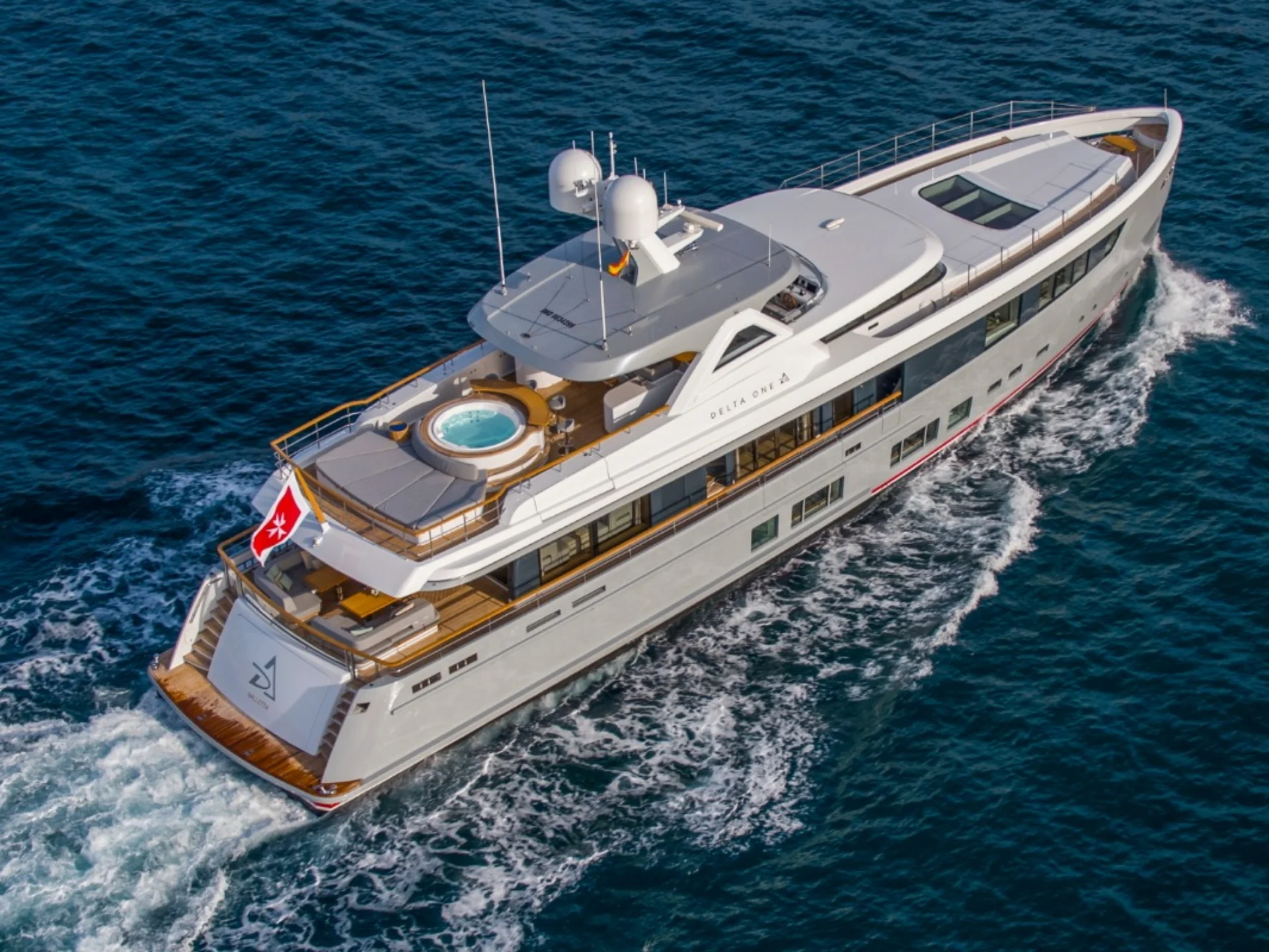 DELTA ONE  |  Mulder ThirtySix - Mulder