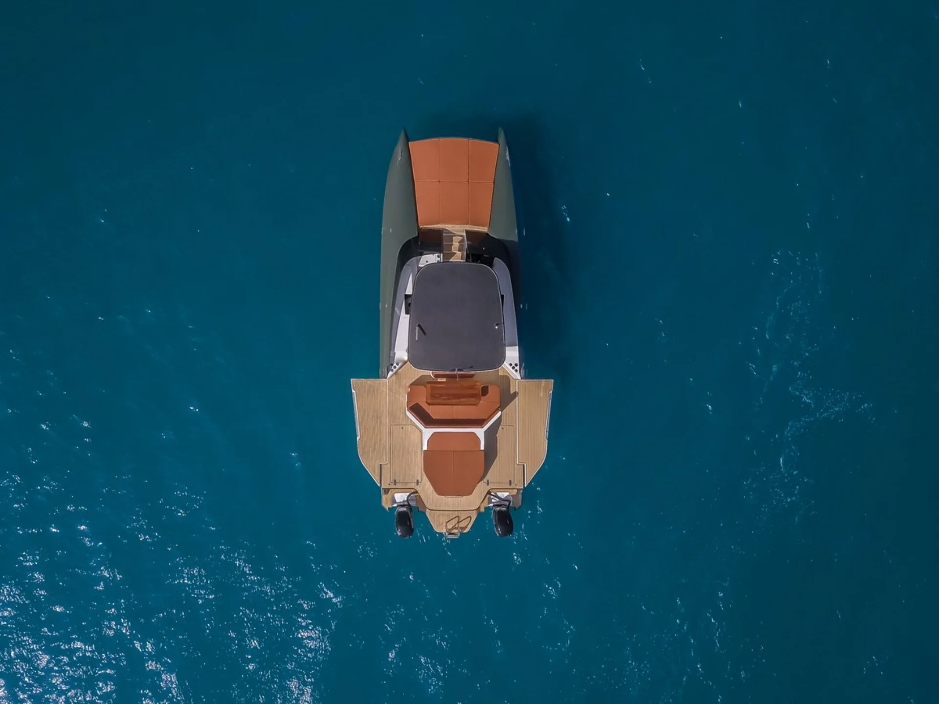 HOUSE OF HÜTTER DR. NO  |  Grand Tourer GT - Other