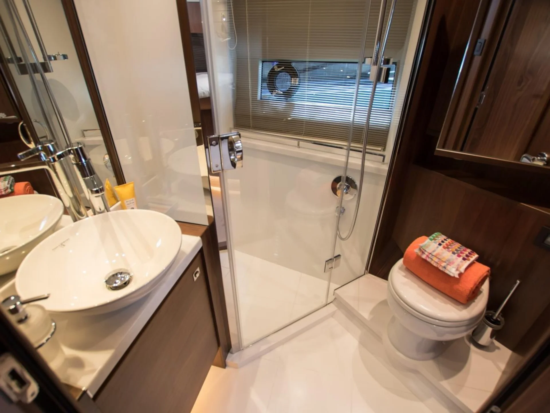 CHLOE | Princess V58 - Princess