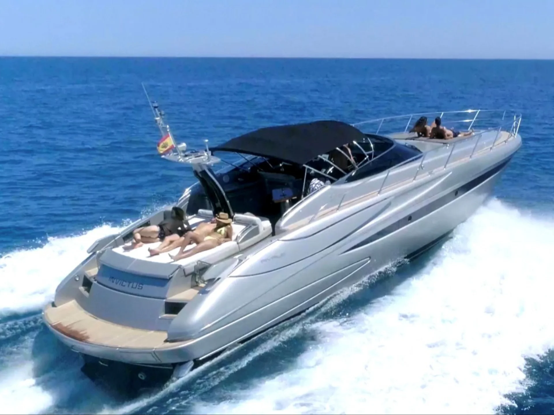 INVICTUS | Riva Rivale 52 - Riva