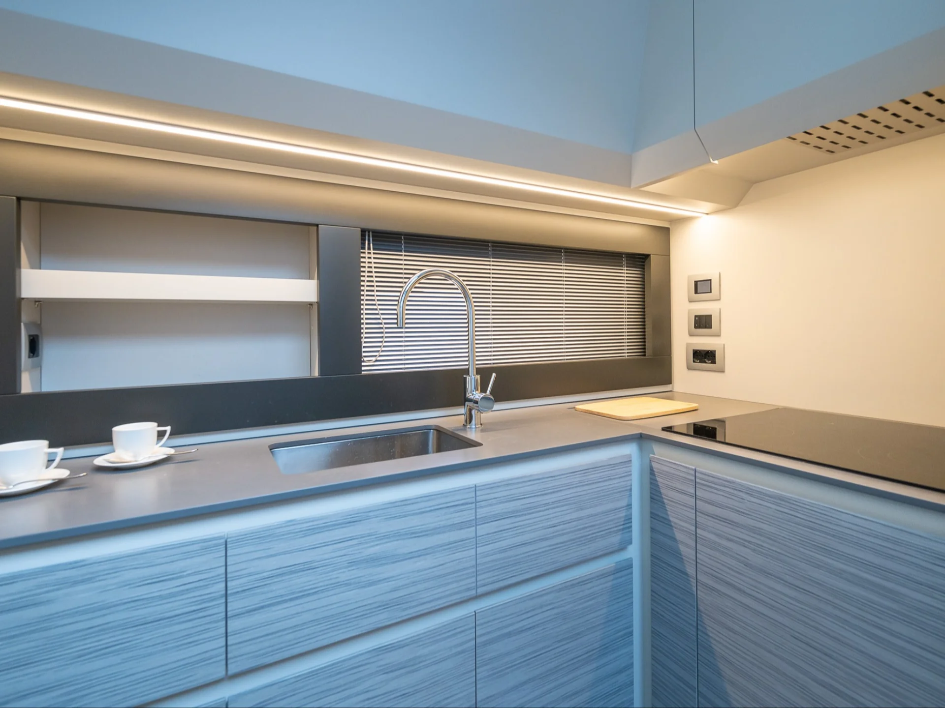 DR. NO | Pershing 6X  - Pershing