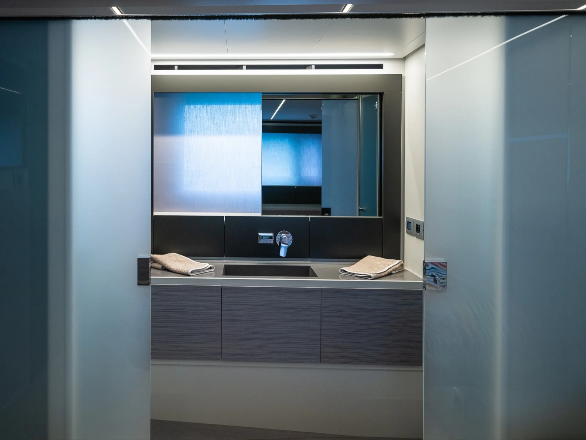 DR. NO | Pershing 6X  - Pershing