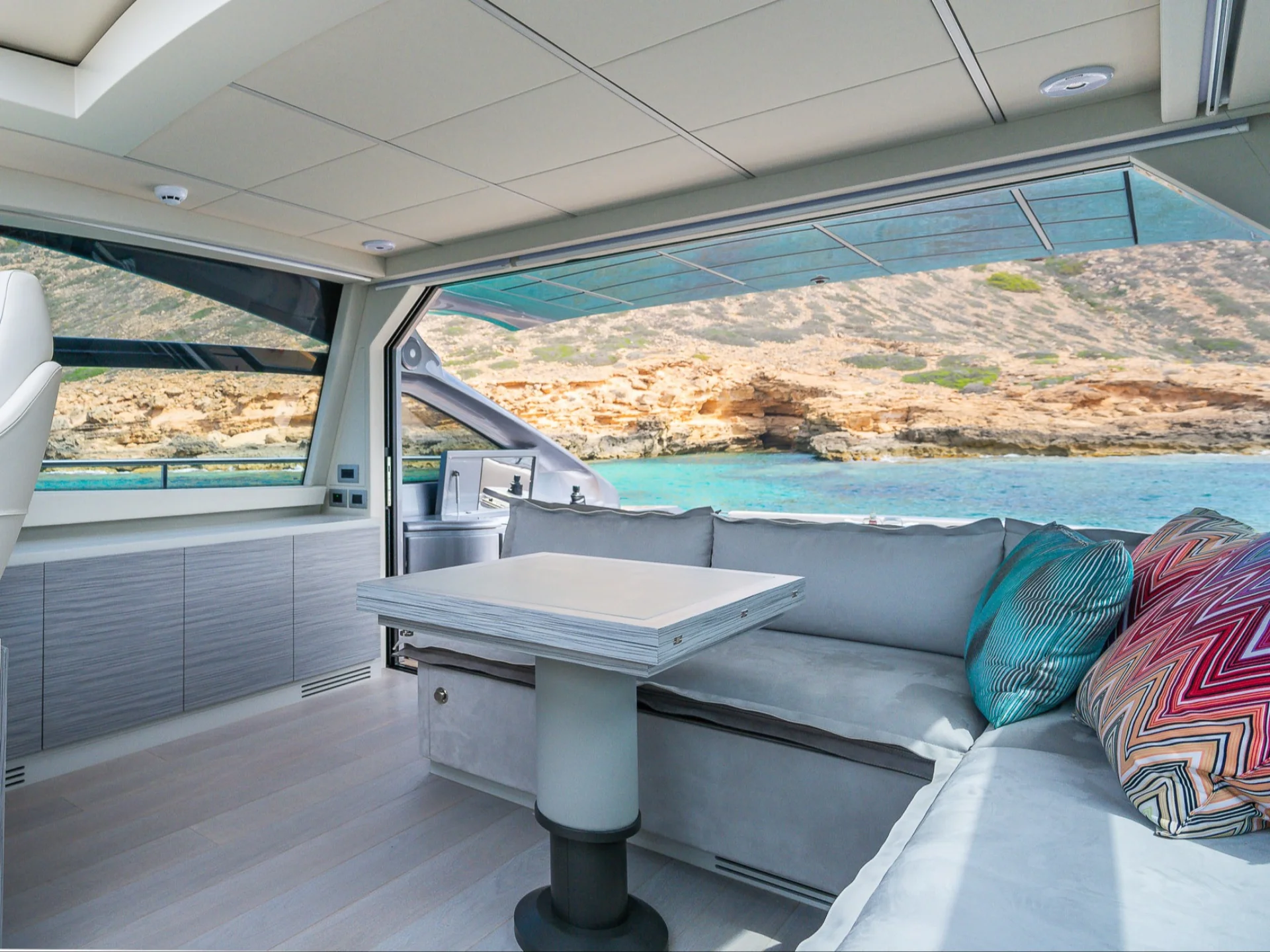 DR. NO | Pershing 6X  - Pershing