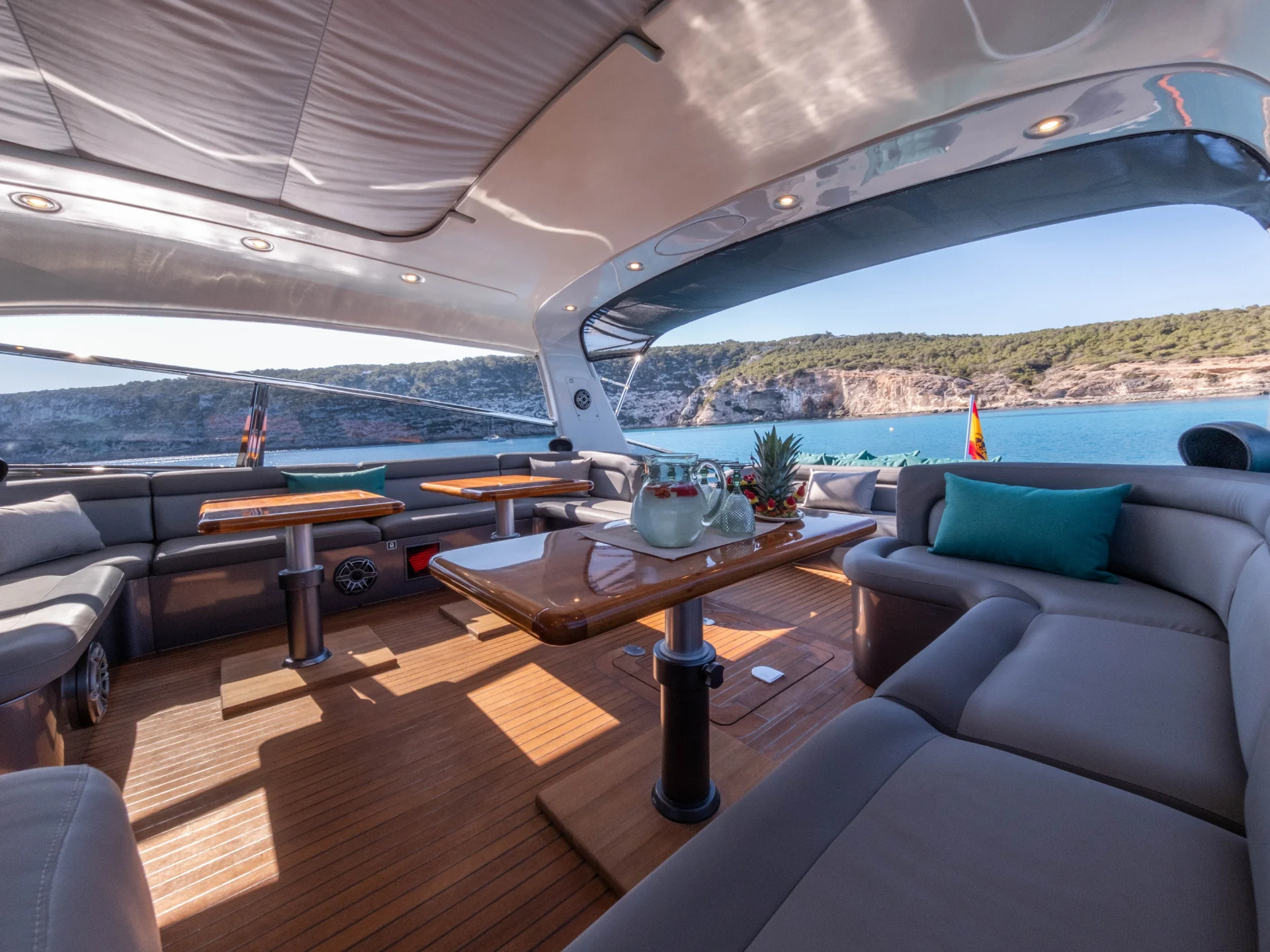 SHADY | Baia Panther 80 - Baia