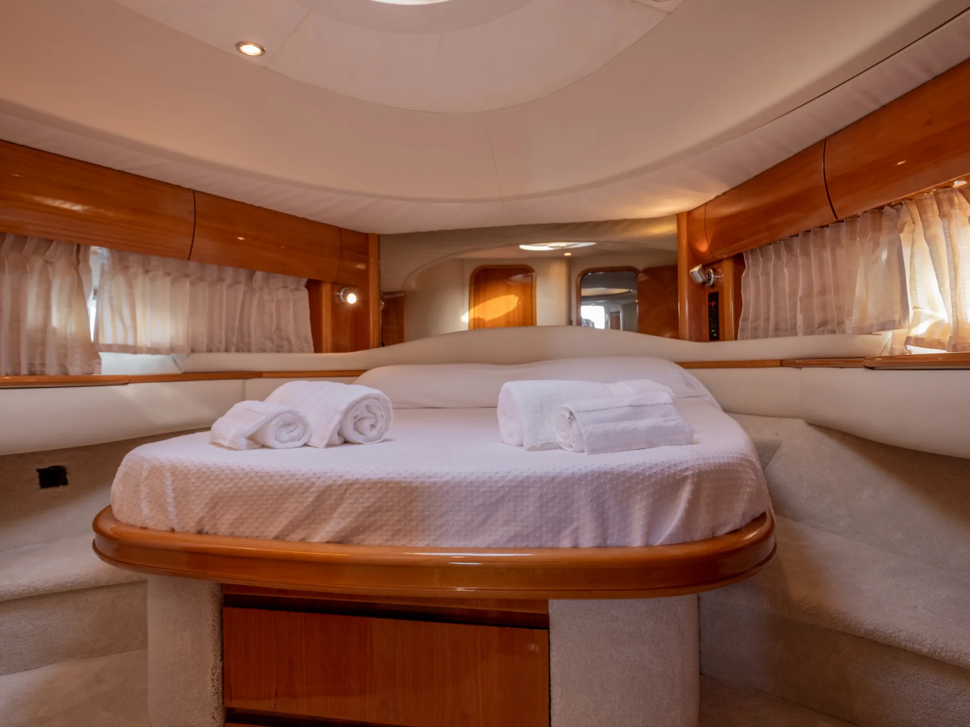 CRETA | Princess V65 - Princess