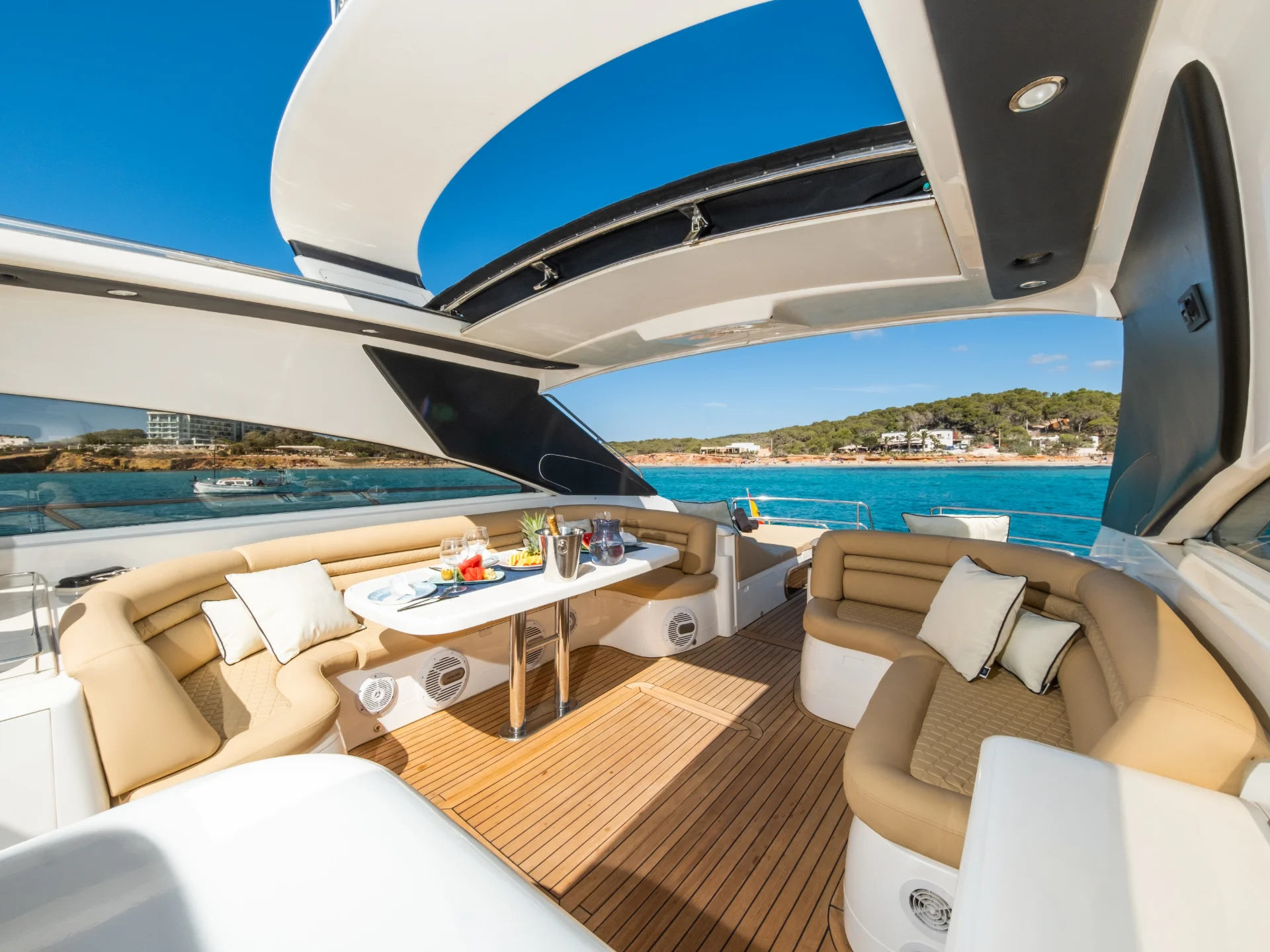 CRETA | Princess V65 - Princess