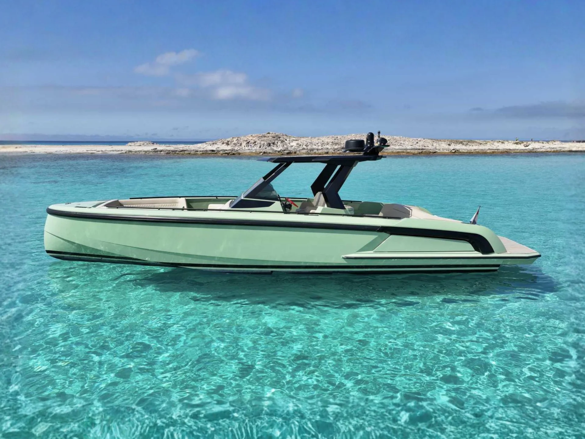 IN SYNC | Vanquish VQ40 - Vanquish