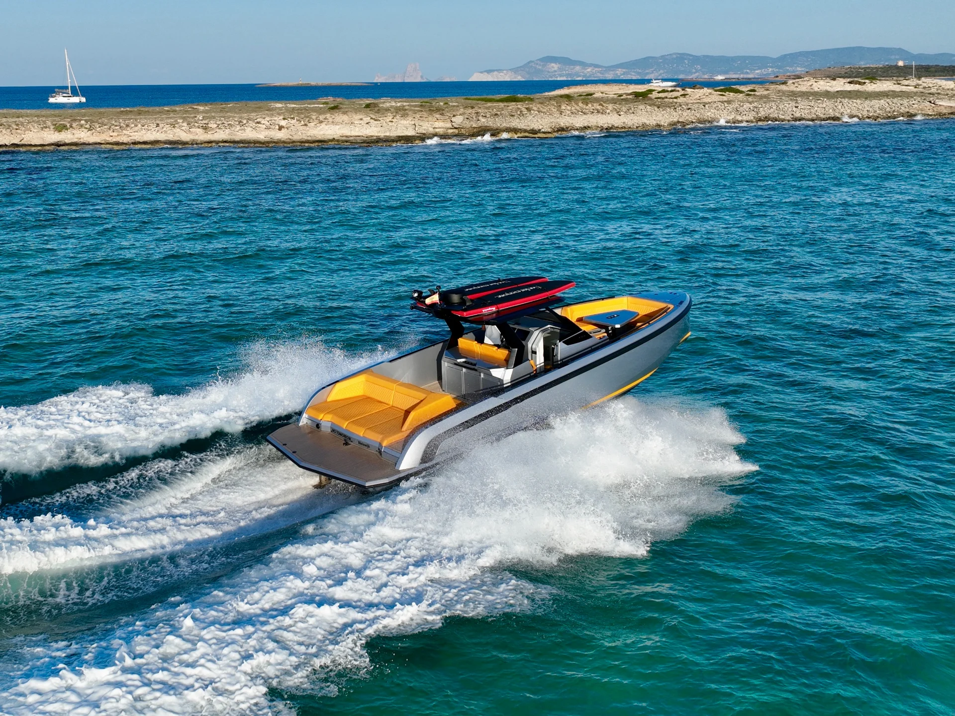 NO TOMORROW | Vanquish VQ40 - Vanquish