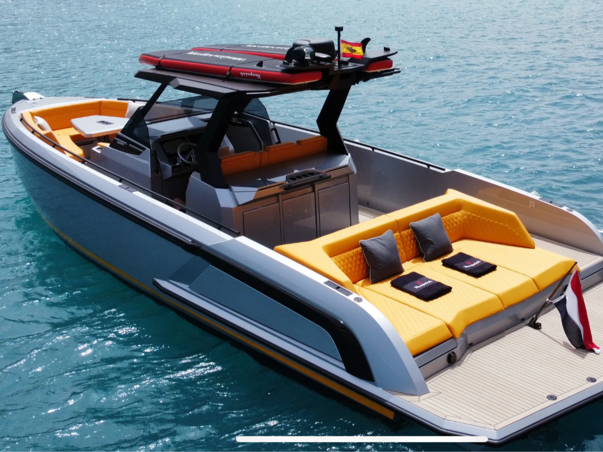 NO TOMORROW | Vanquish VQ40 - Vanquish