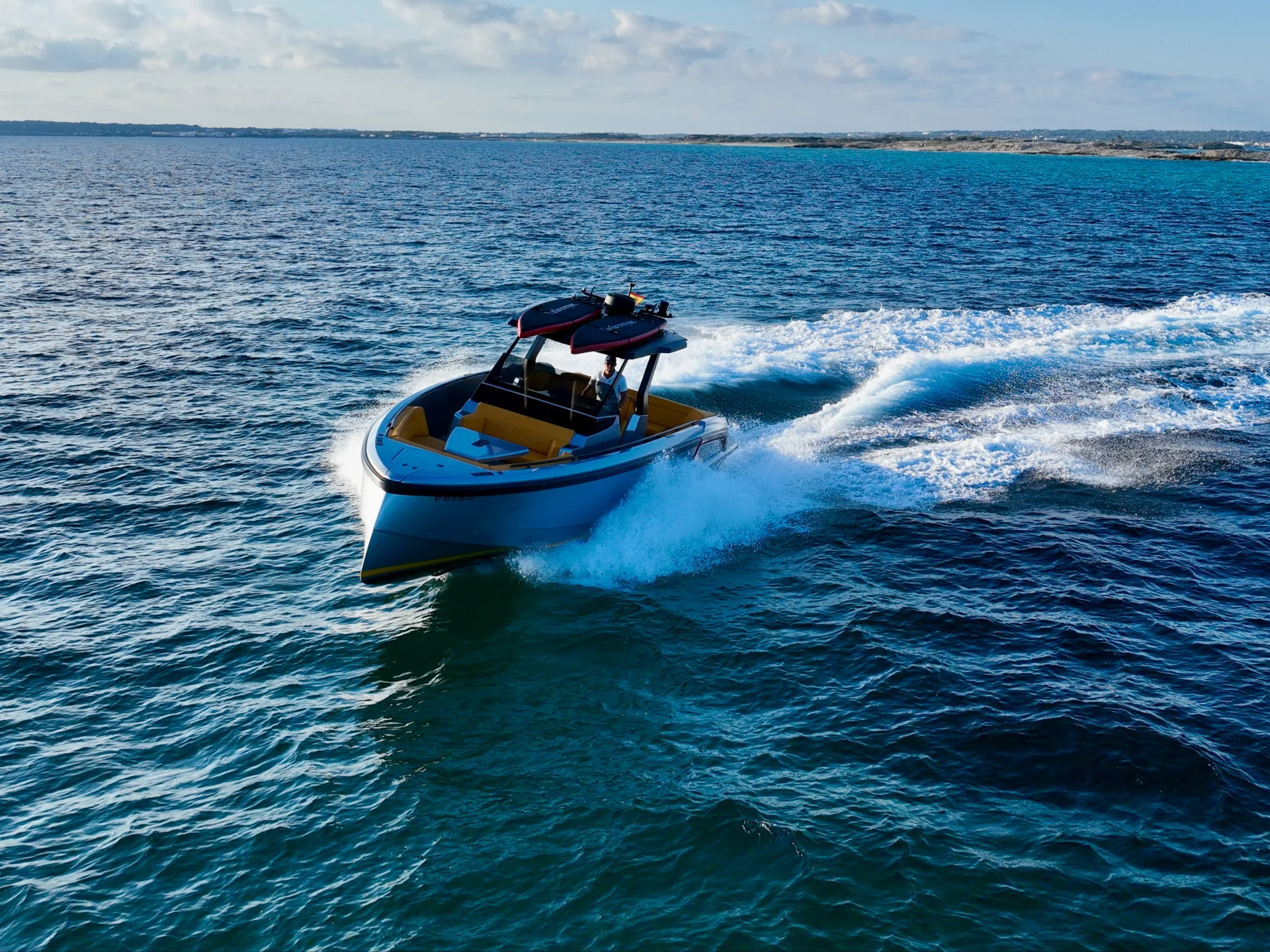 NO TOMORROW | Vanquish VQ40 - Vanquish