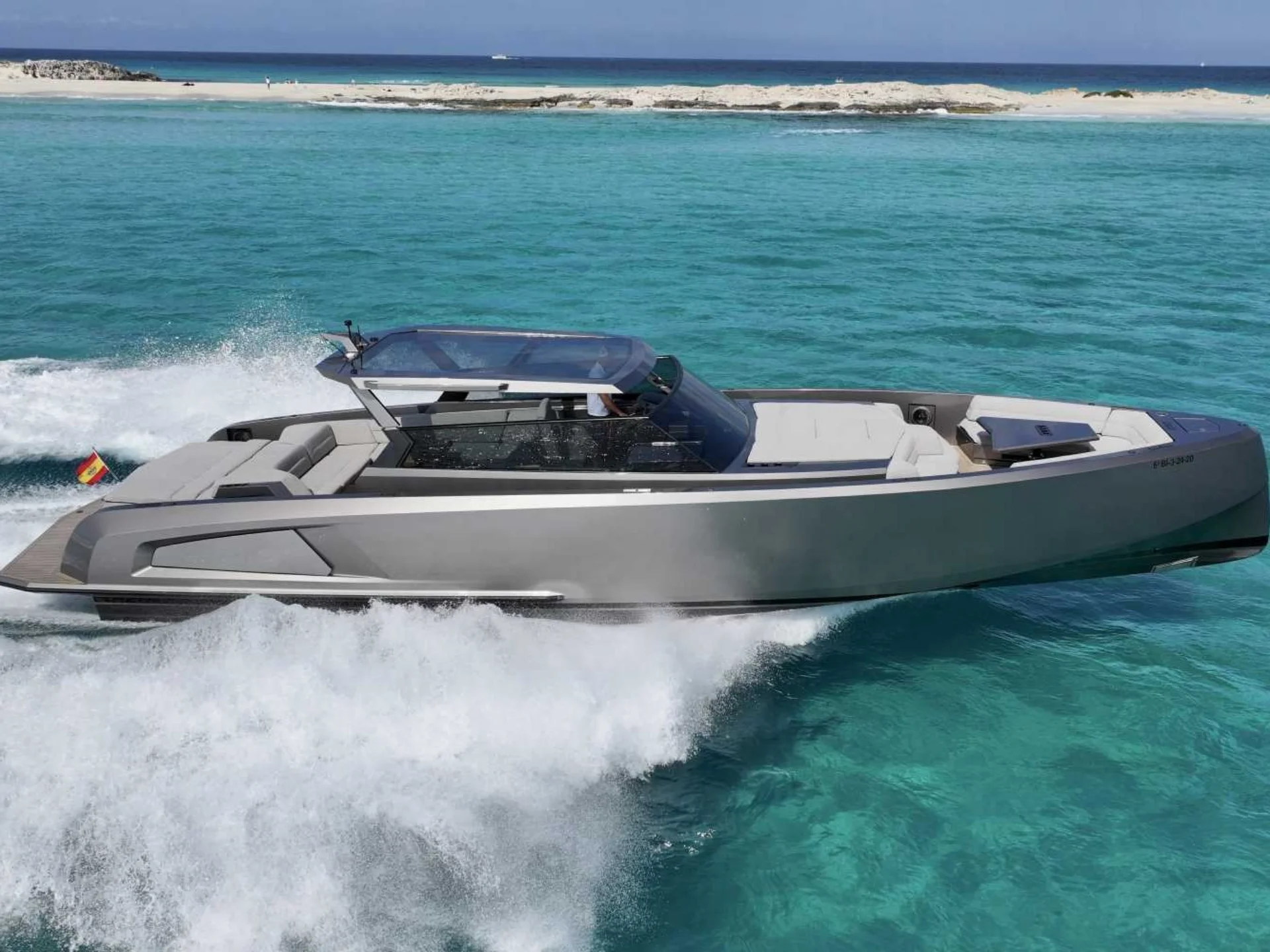 CASA ATLANTIS | Vanquish VQ52 - Vanquish