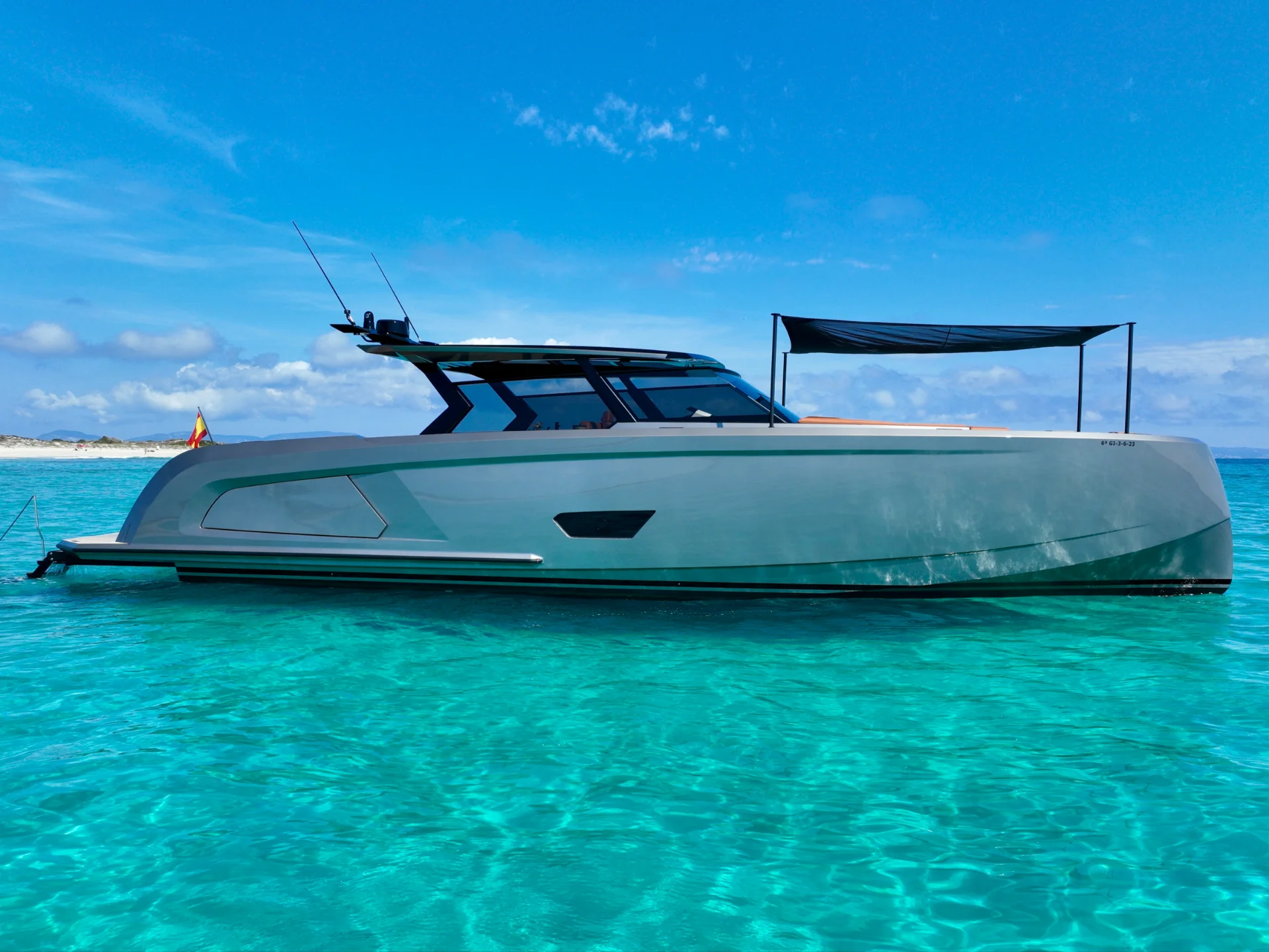 MI PARAISO | Vanquish VQ58 - Vanquish