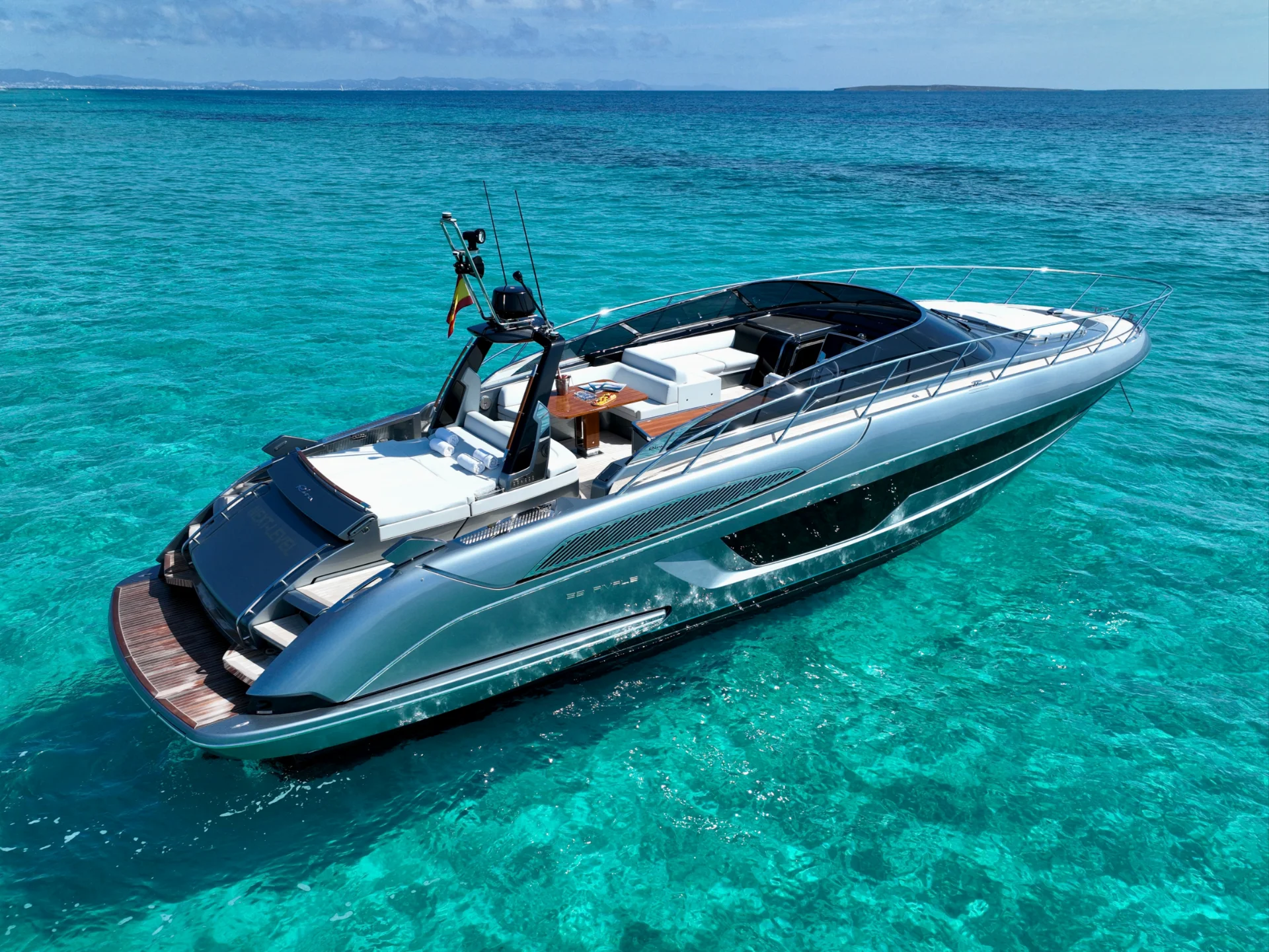 NEXT LEVEL | Riva Rivale 56 - Riva