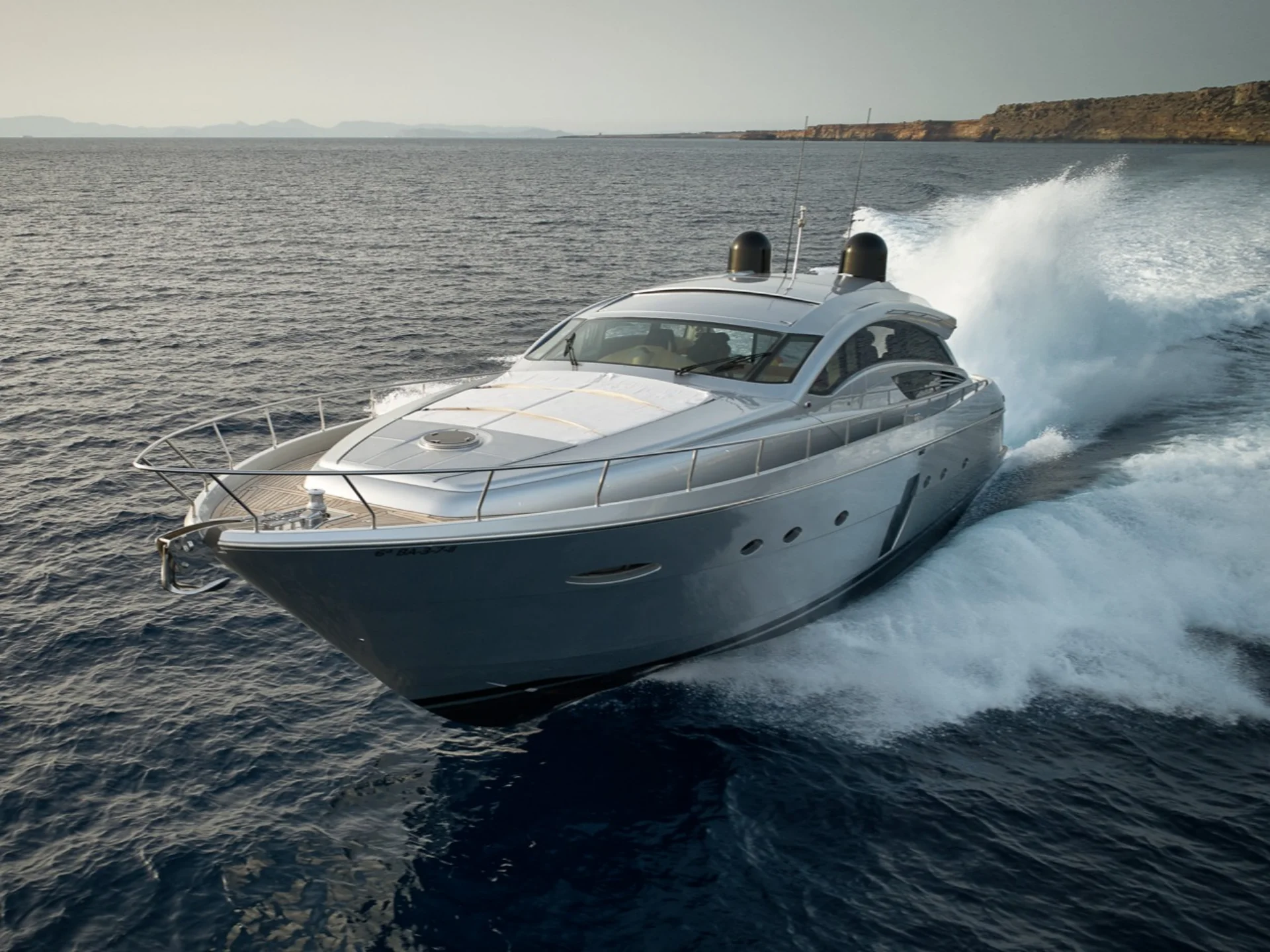 LEGENDARY | Pershing 72 - Pershing