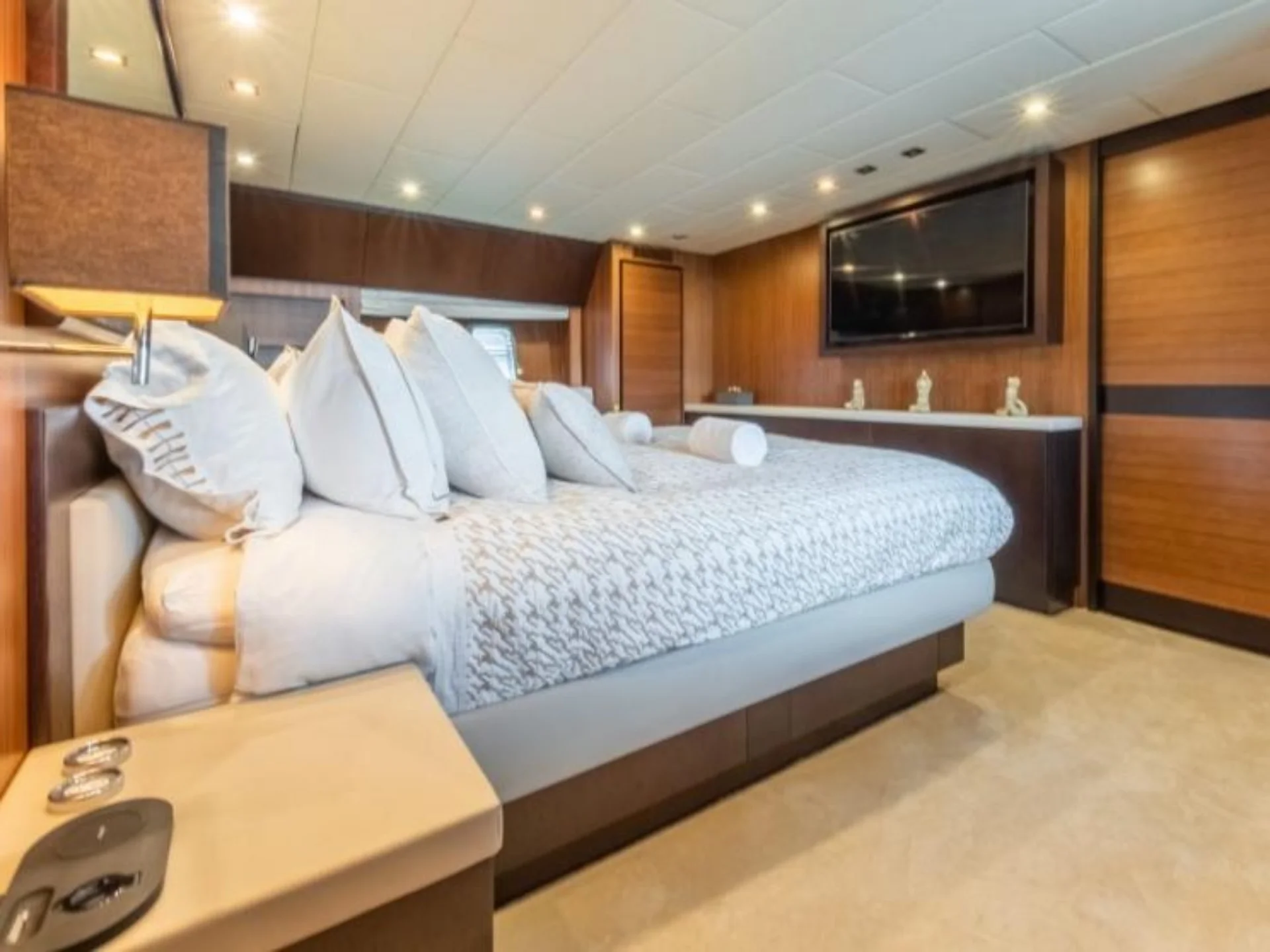 AYA ONE | Leopard 27 - Leopard