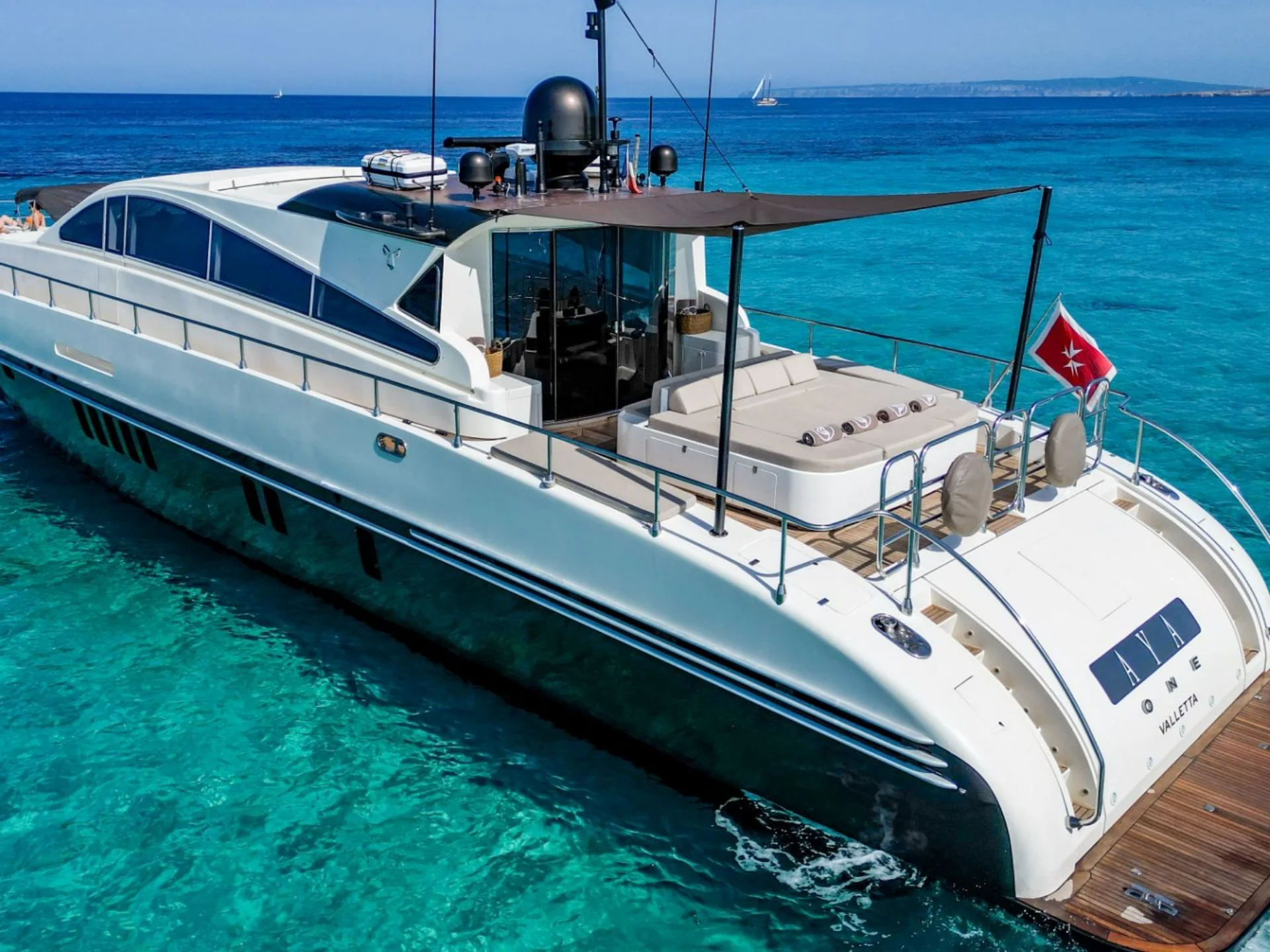 AYA ONE | Leopard 27 - Leopard