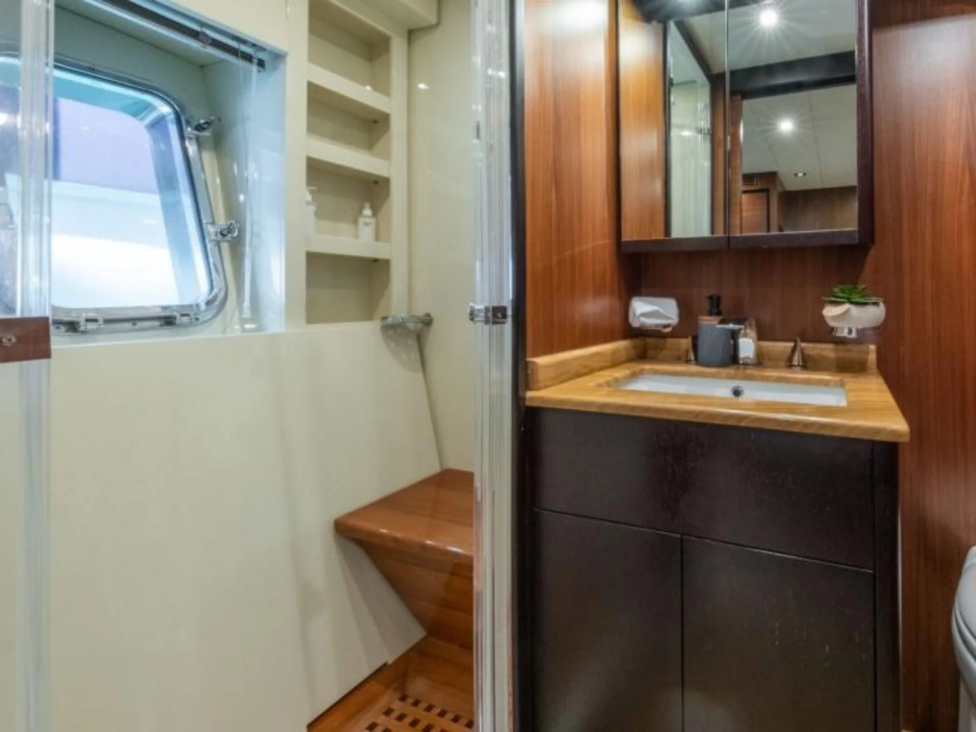 AYA ONE | Leopard 27 - Leopard