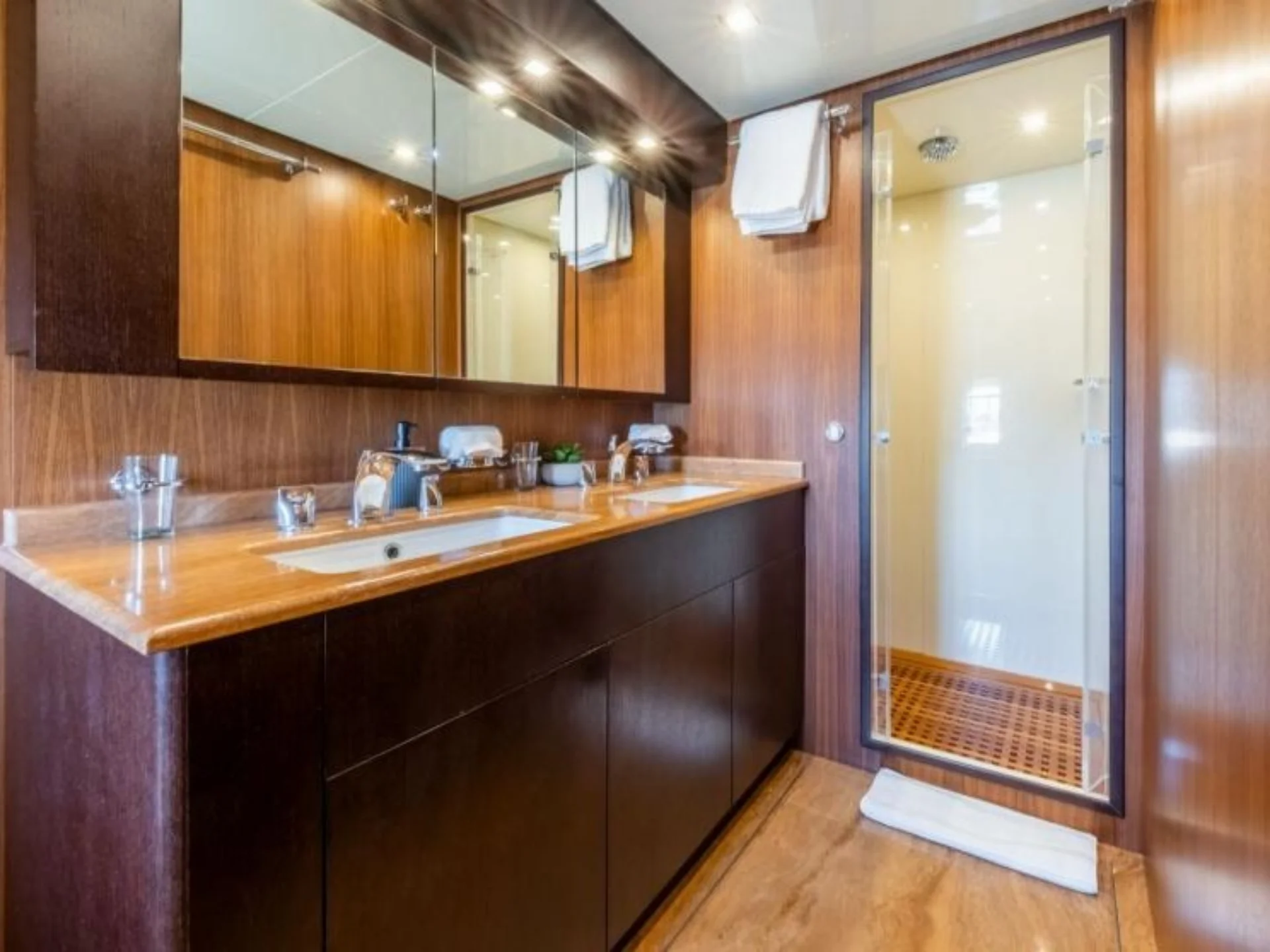 AYA ONE | Leopard 27 - Leopard