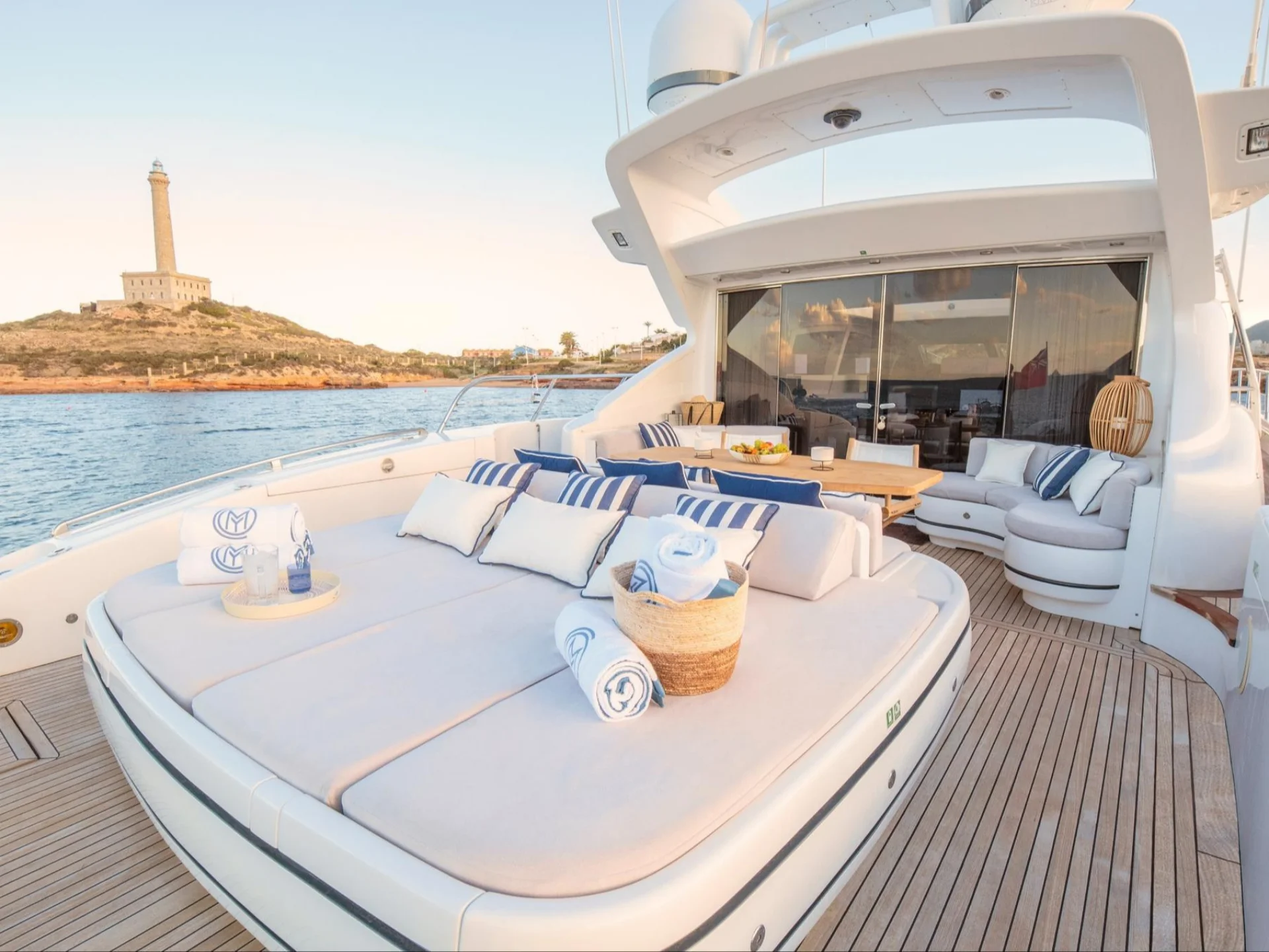 CHILL OUT | Mangusta 92 - Mangusta