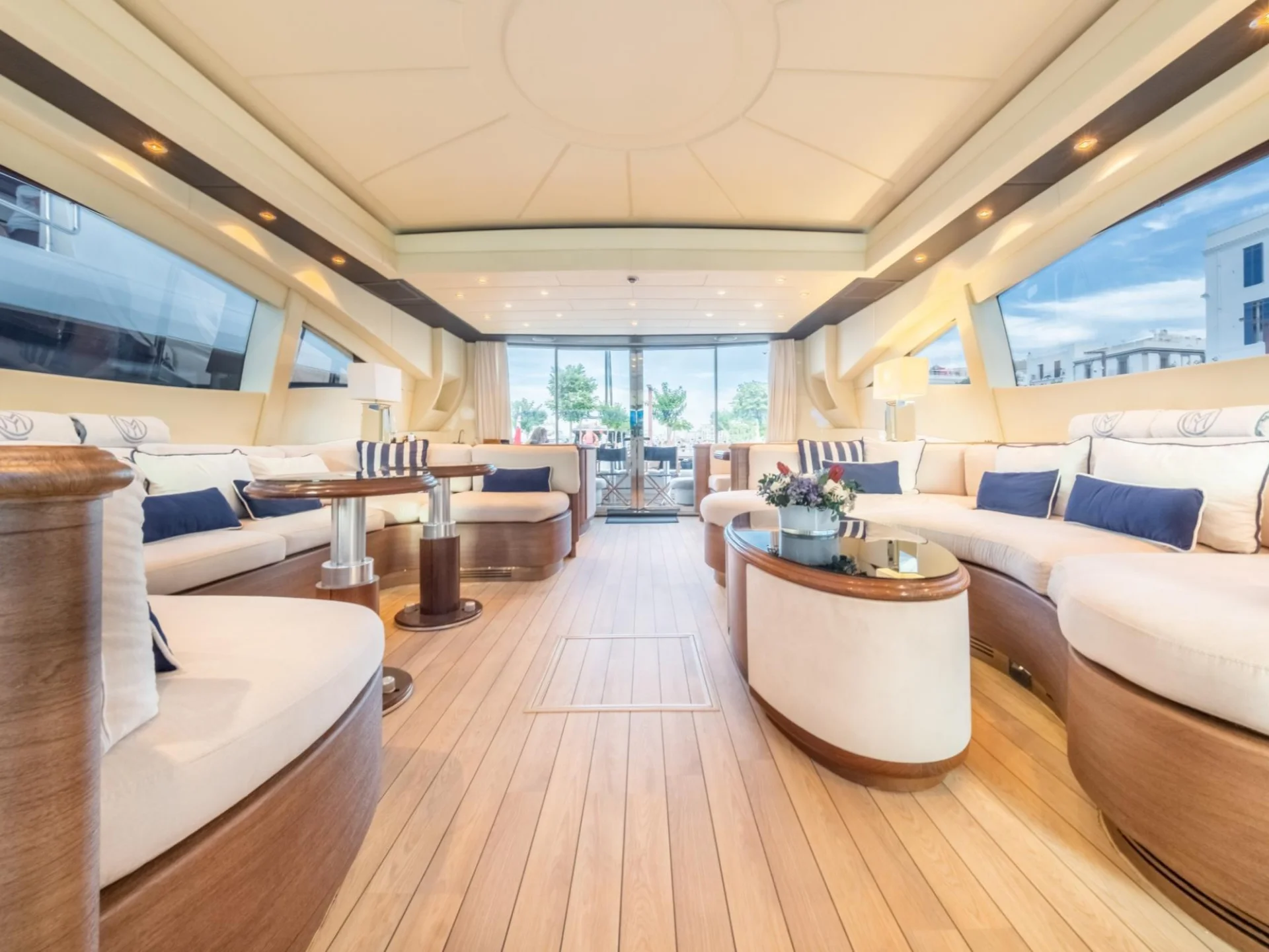 CHILL OUT | Mangusta 92 - Mangusta