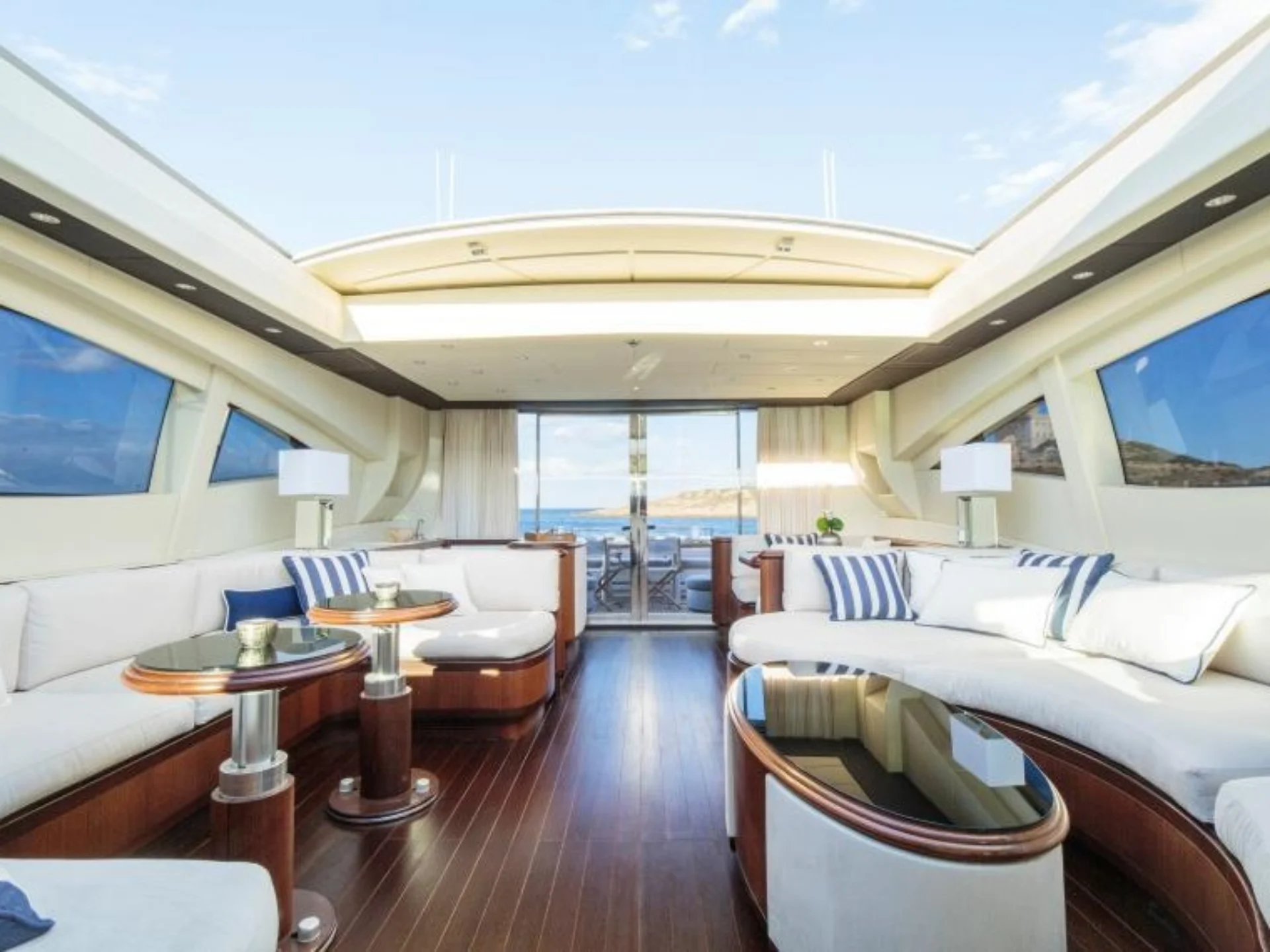 CHILL OUT | Mangusta 92 - Mangusta