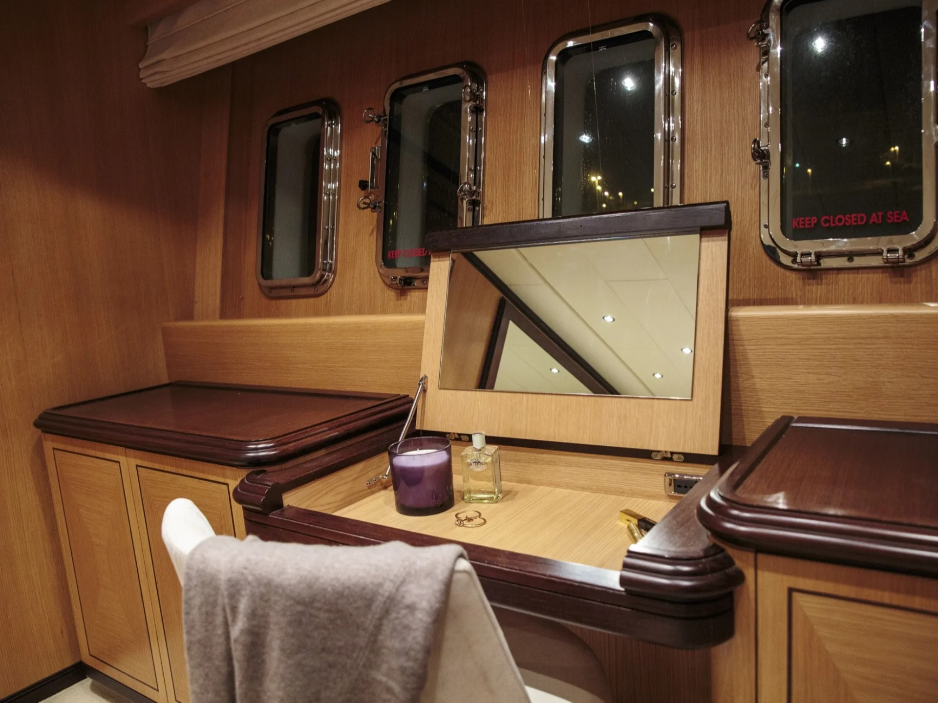 CHILL OUT | Mangusta 92 - Mangusta