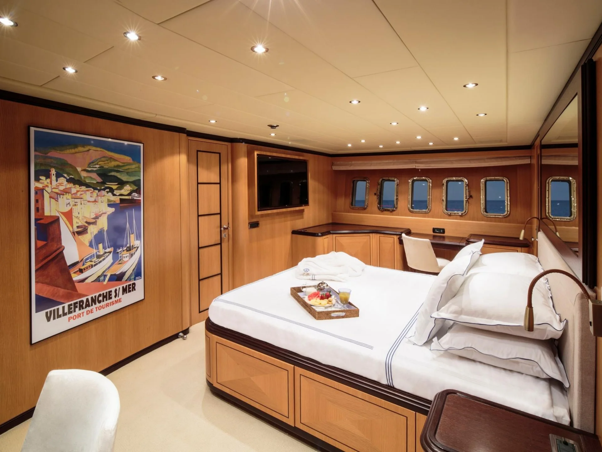 CHILL OUT | Mangusta 92 - Mangusta