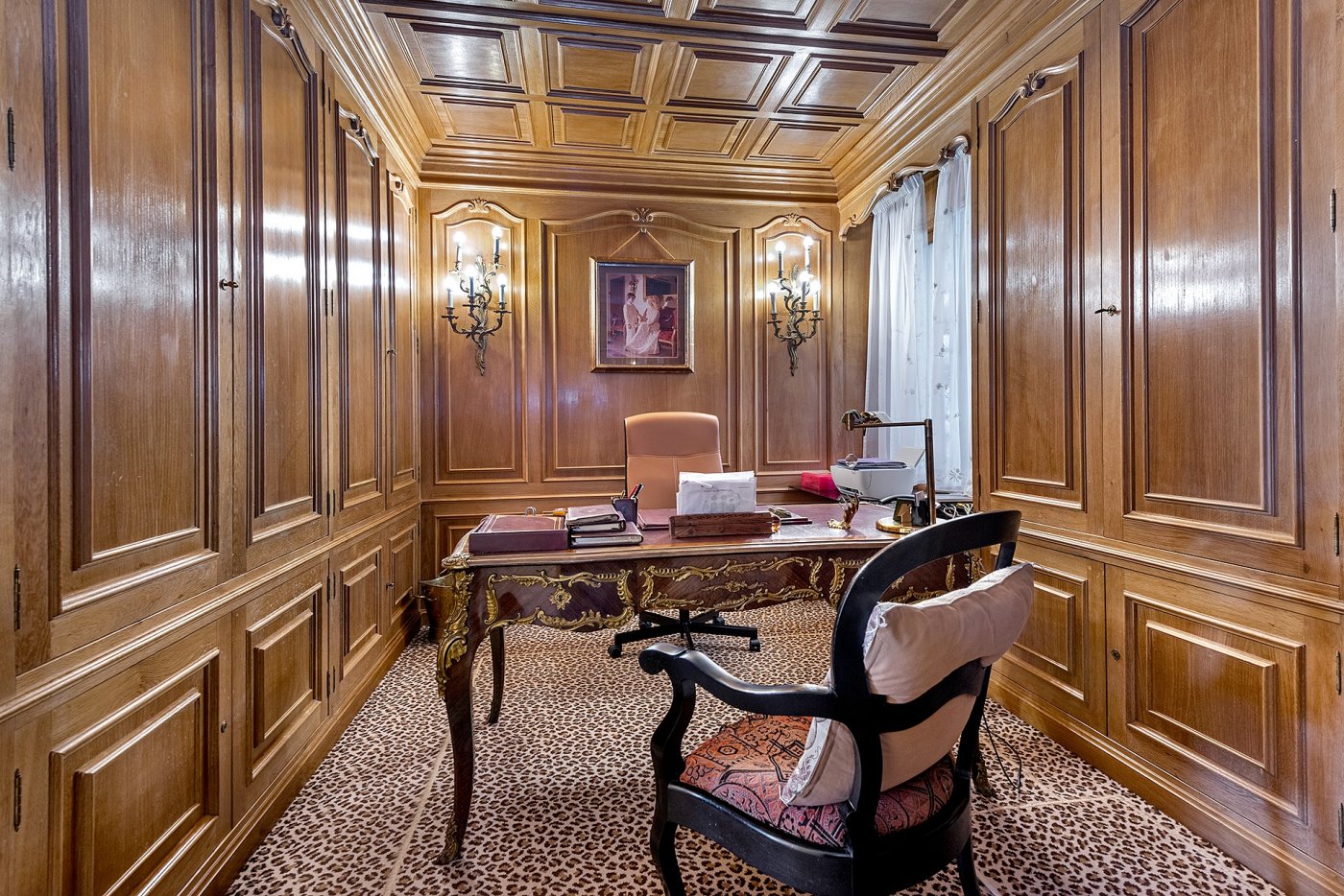 Elegantes Anwesen mit Panoramablick in Genova