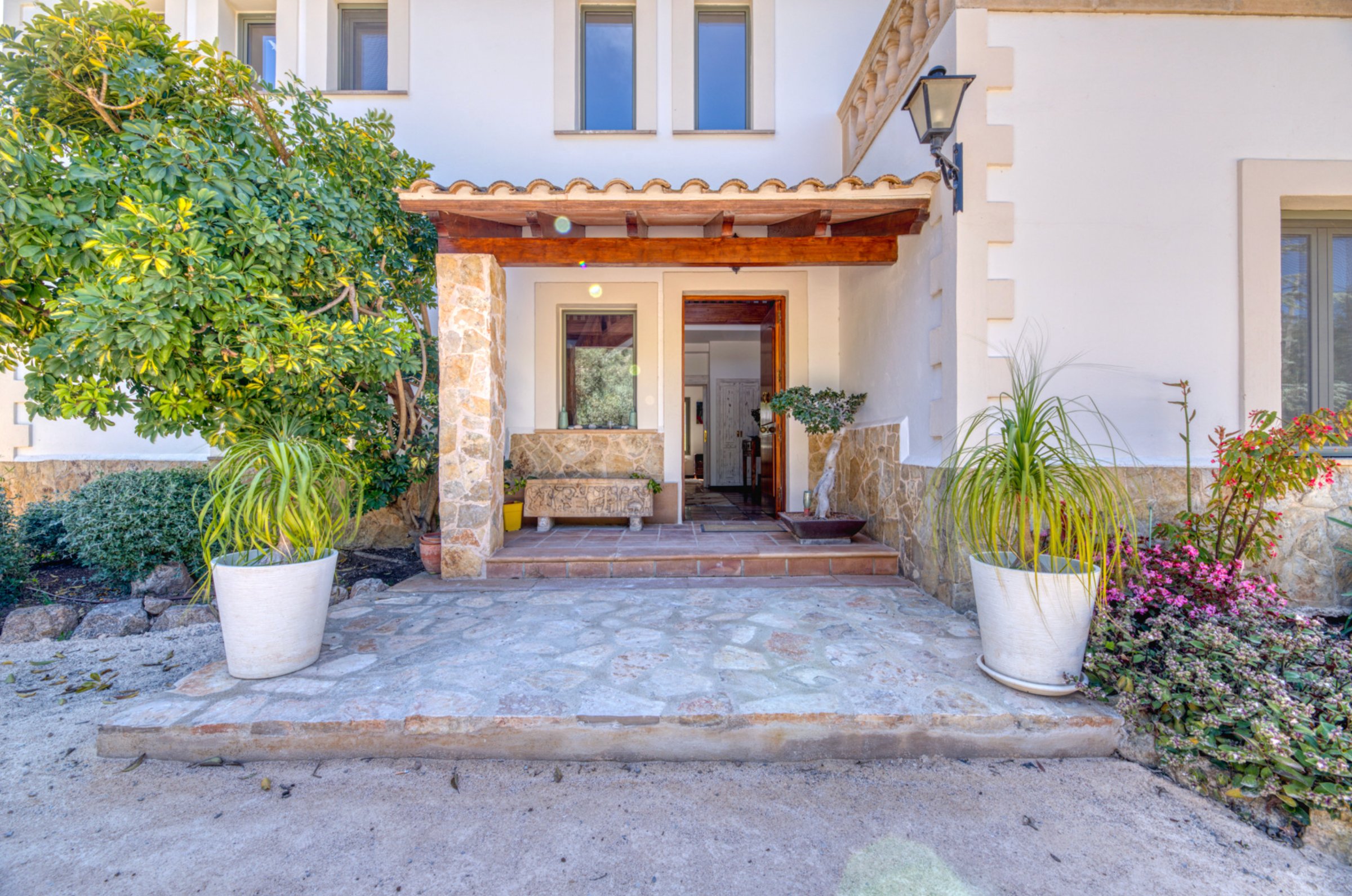 Charming villa in a prime natural setting in Esporles  - Photo 5
