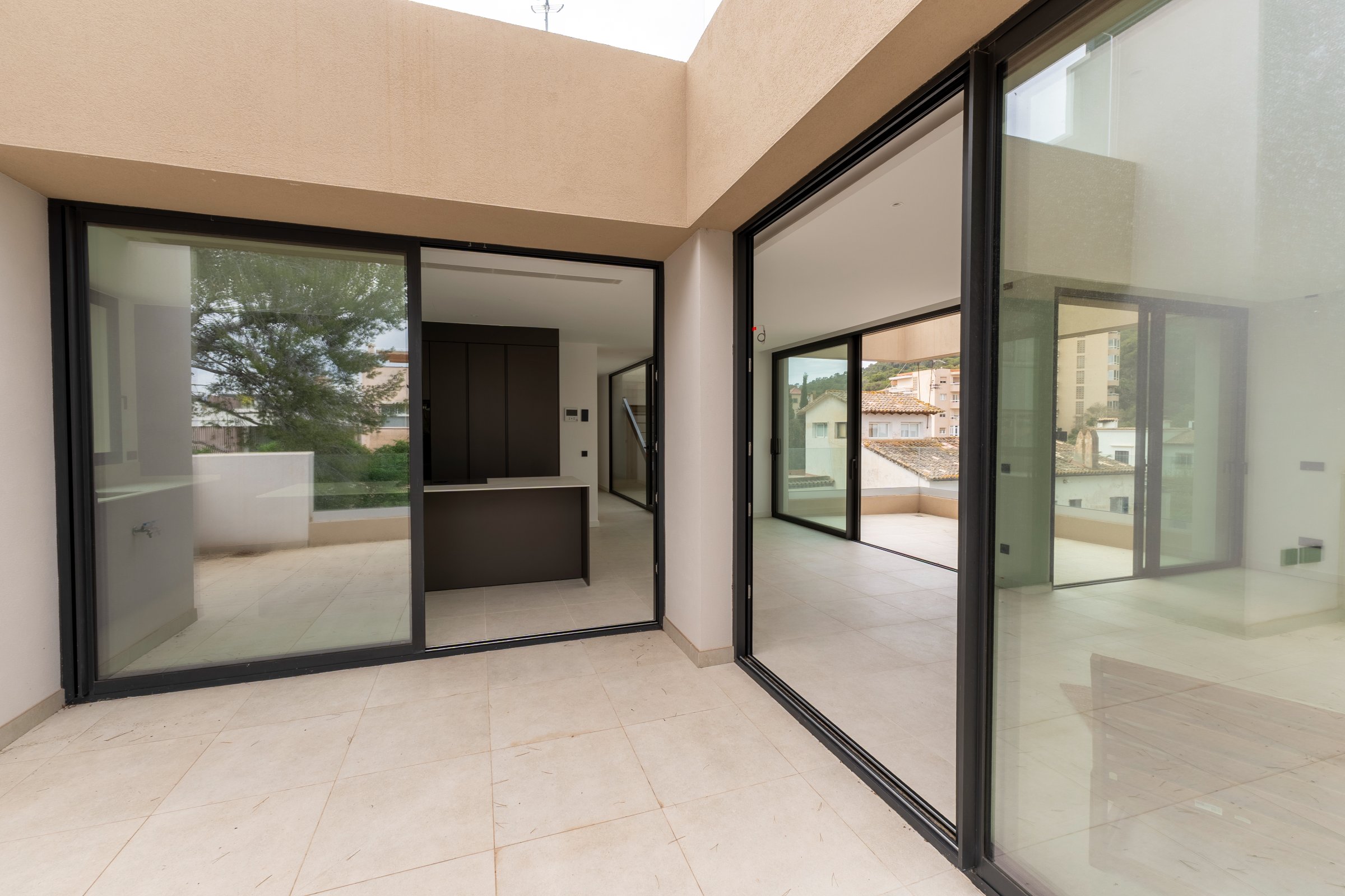 Ático Moderno con Azotea Privada, Piscina de Inmersión en Son Armadams