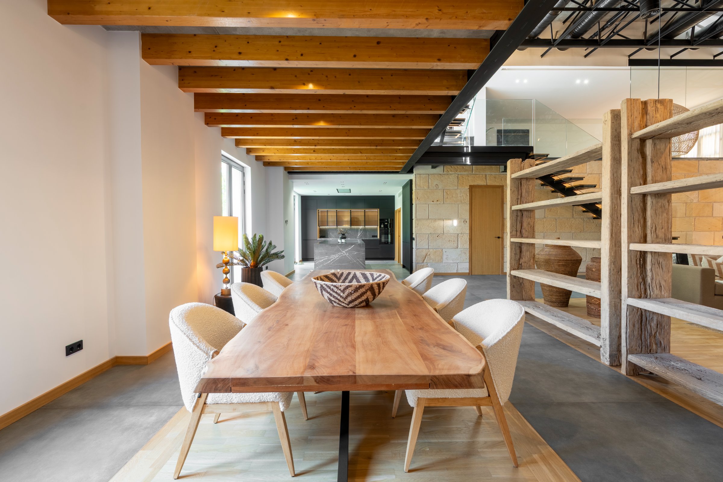 Designer Loft with Spectacular Rooftop Terrace in Santa Catalina