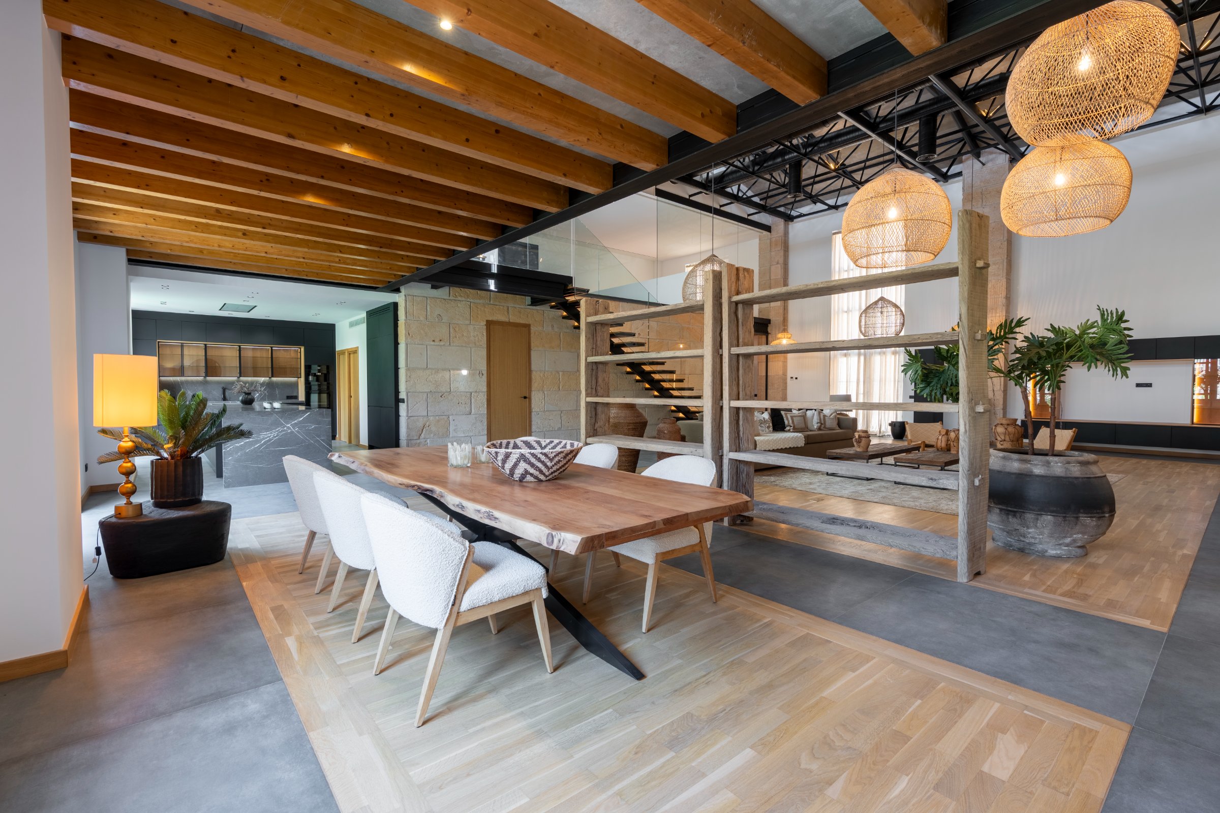 Designer Loft with Spectacular Rooftop Terrace in Santa Catalina