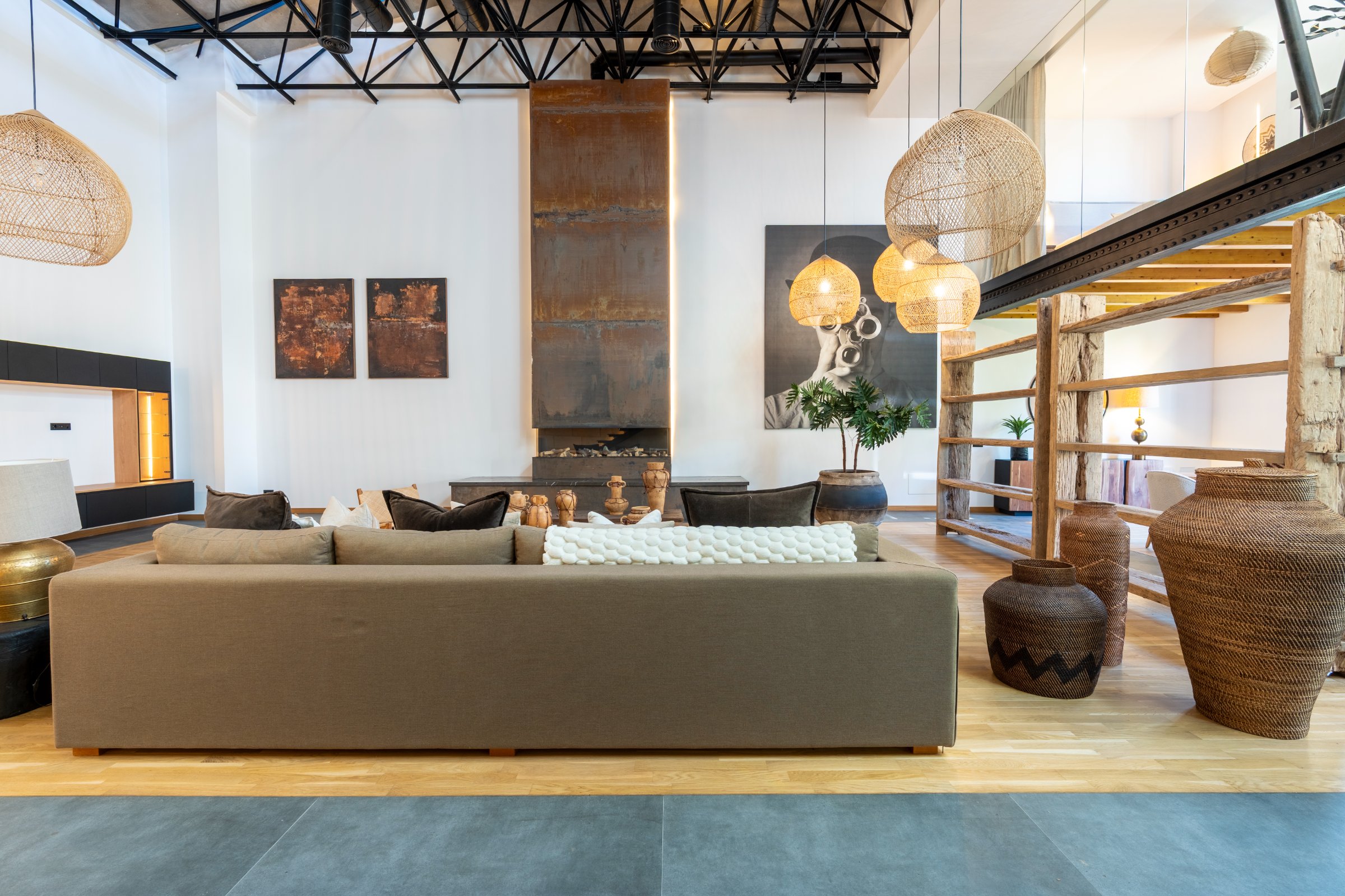 Designer Loft with Spectacular Rooftop Terrace in Santa Catalina