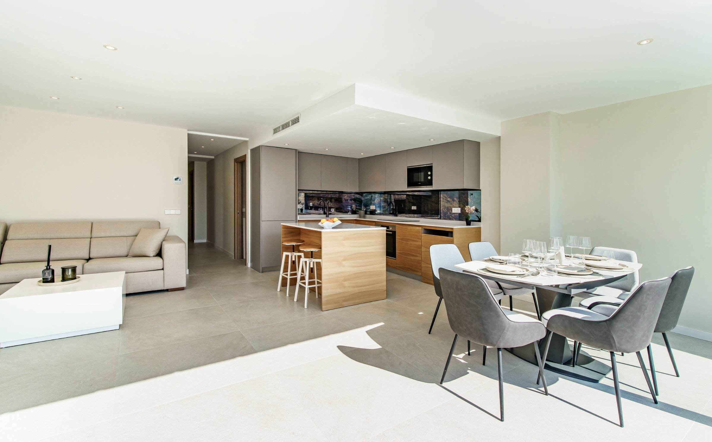 Fully Renovated Elegant Apartment with Expansive Terrace in Puerto Portals - luxury property in Portal Nous , Mallorca